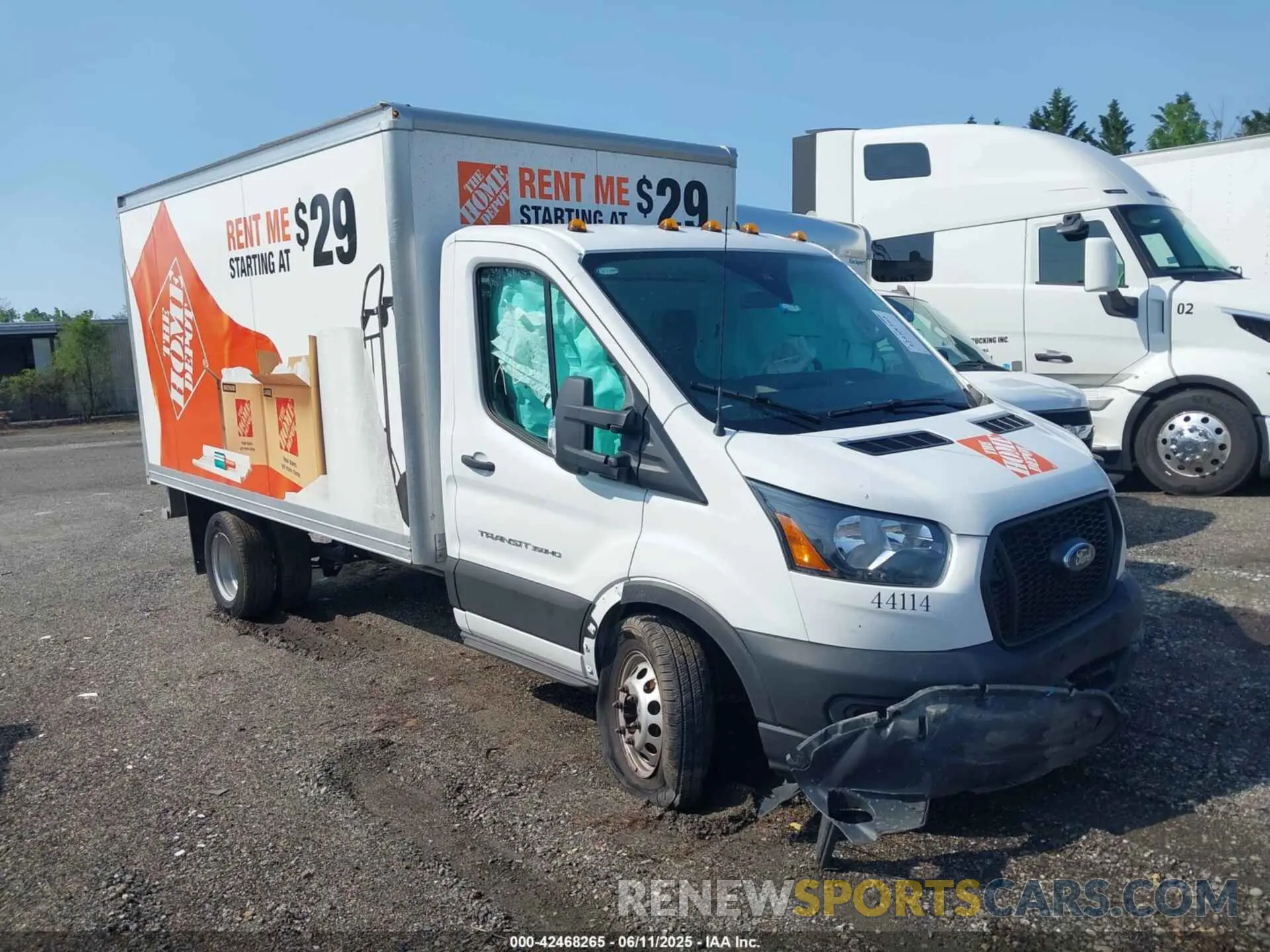 1 Photograph of a damaged car 1FDBF6Z82RKB29499 FORD TRANSIT-350 CAB 2024