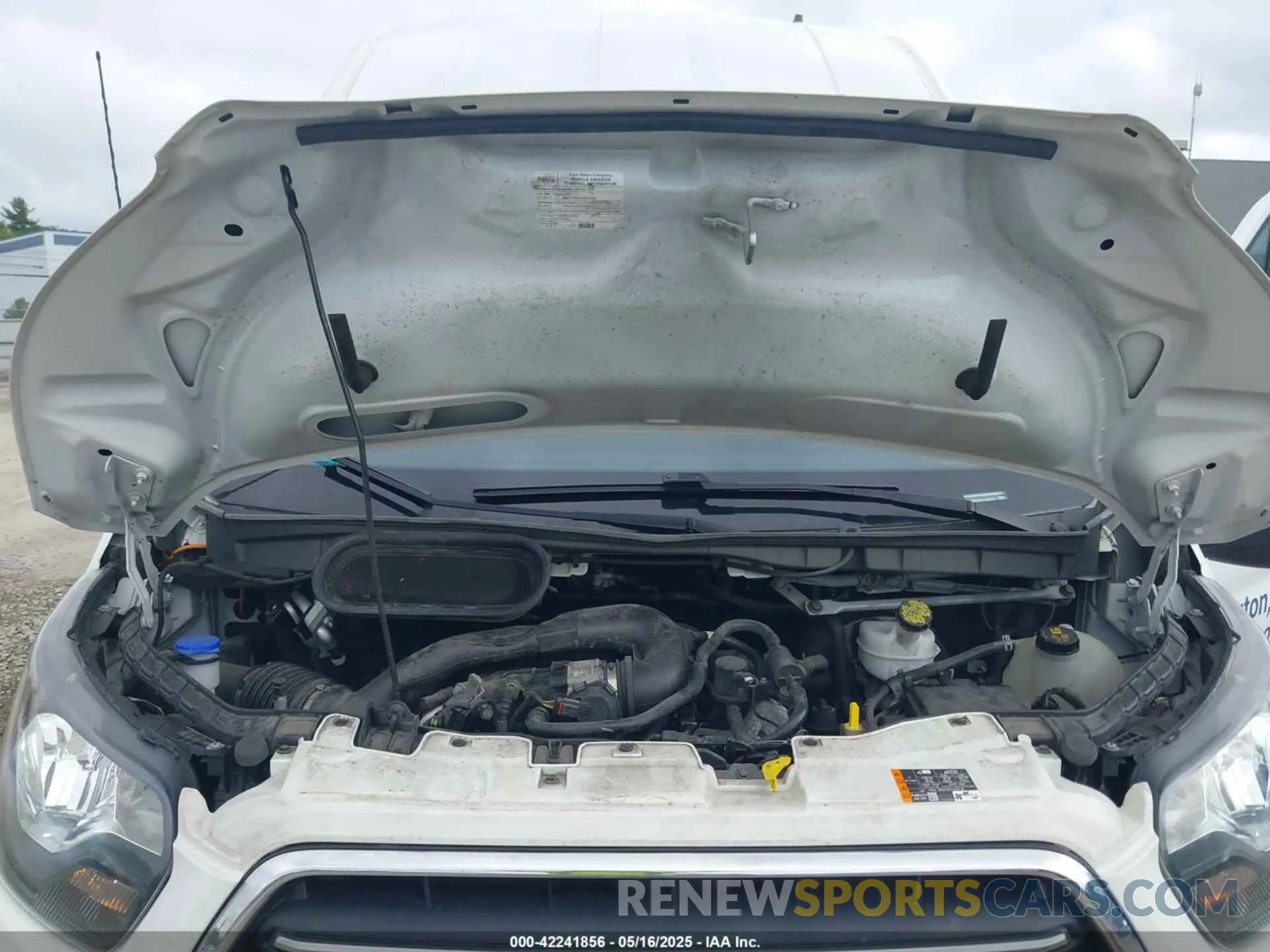 10 Photograph of a damaged car 1FTBW3X86LKA66775 FORD TRANSIT-350 CARGO VAN 2020