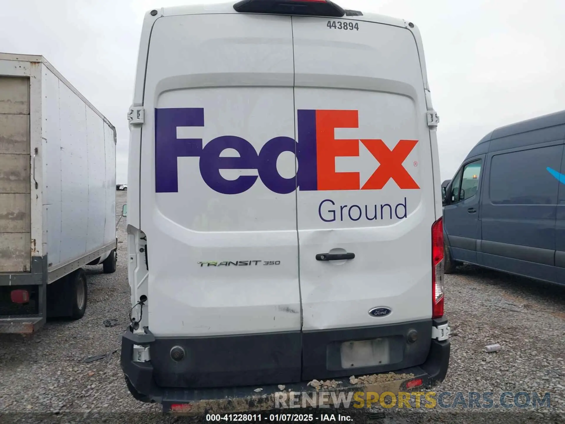 15 Photograph of a damaged car 1FTBW3X8XLKB37251 FORD TRANSIT-350 CARGO VAN 2020