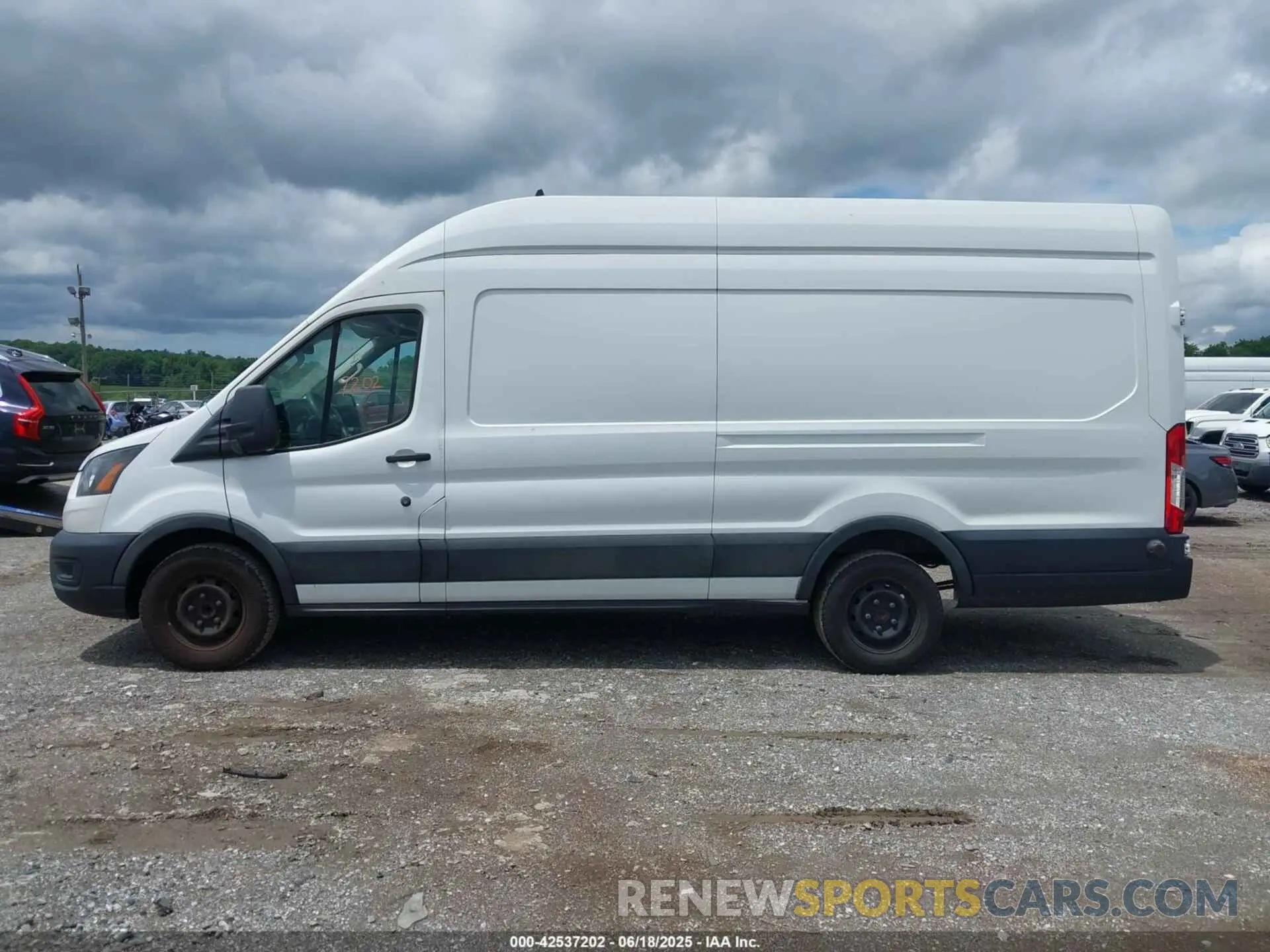14 Photograph of a damaged car 1FTBW3XG0LKB35256 FORD TRANSIT-350 CARGO VAN 2020