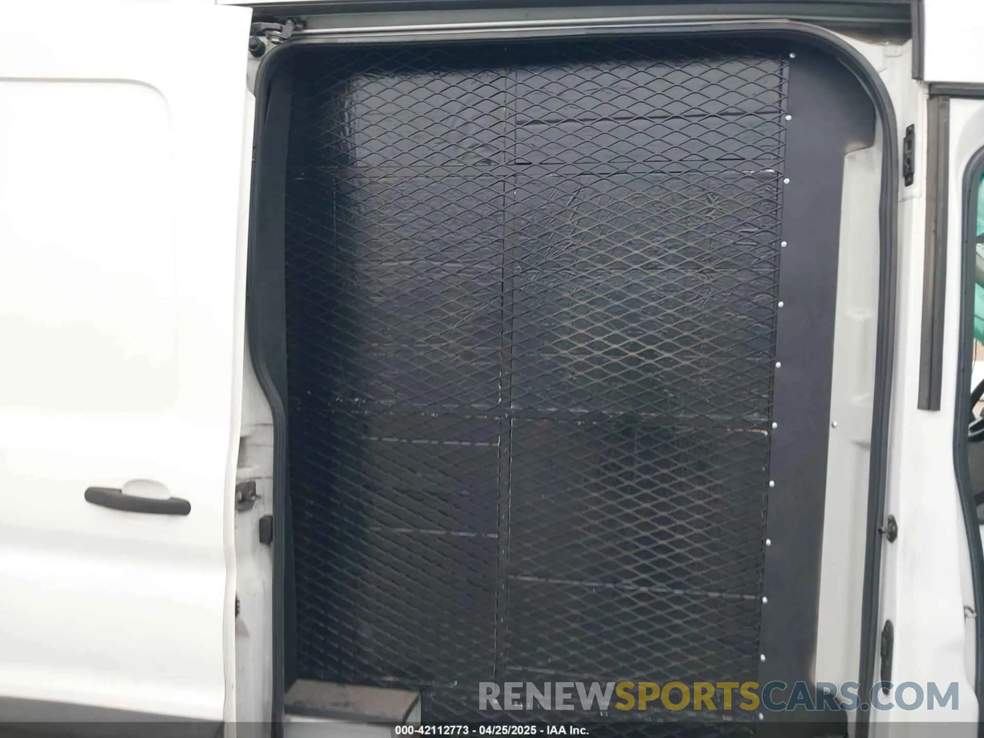 8 Photograph of a damaged car 1FTBW3X87MKA75793 FORD TRANSIT-350 CARGO VAN 2021