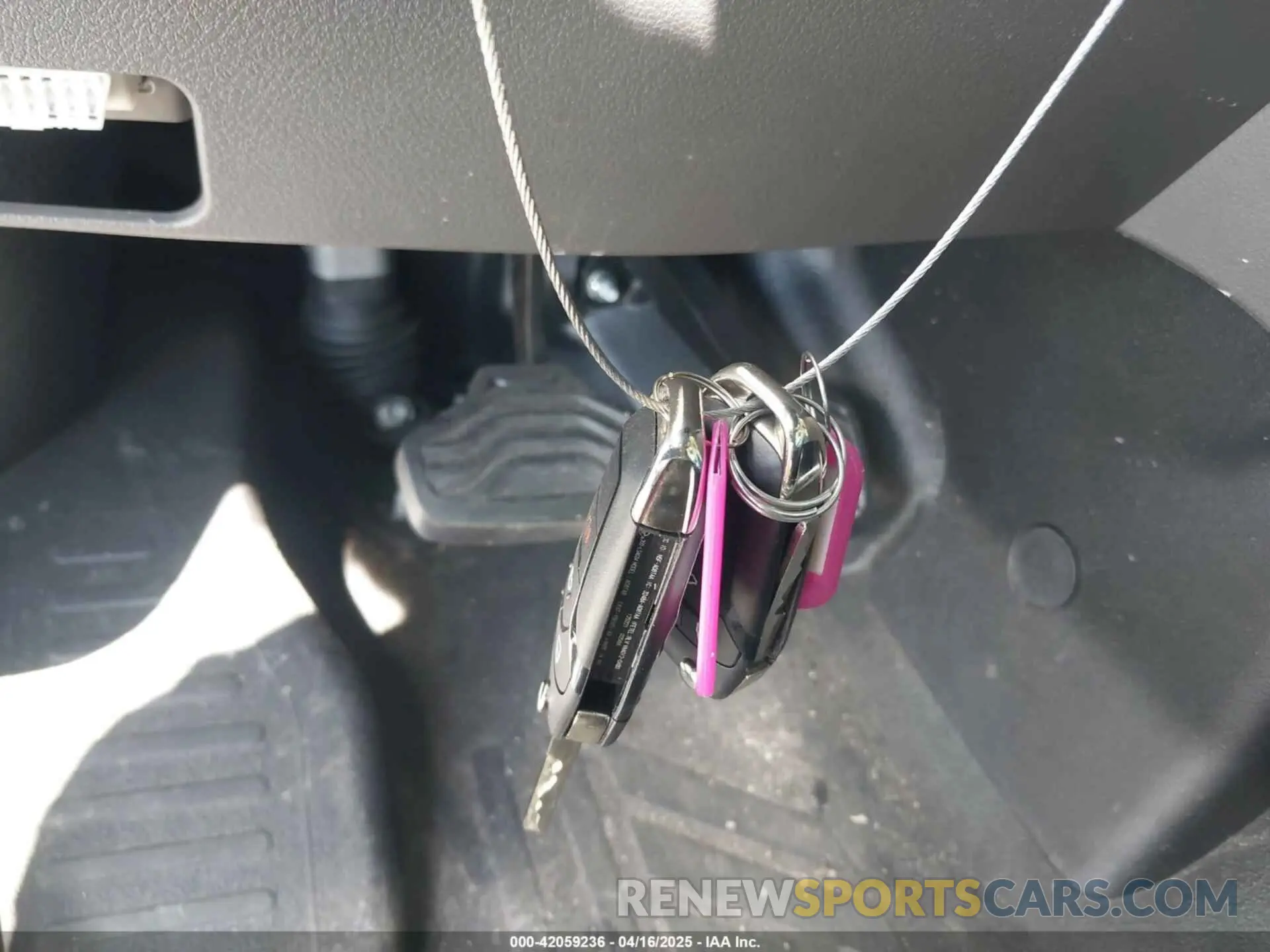 11 Photograph of a damaged car 1FTBW3X80NKA69156 FORD TRANSIT-350 CARGO VAN 2022