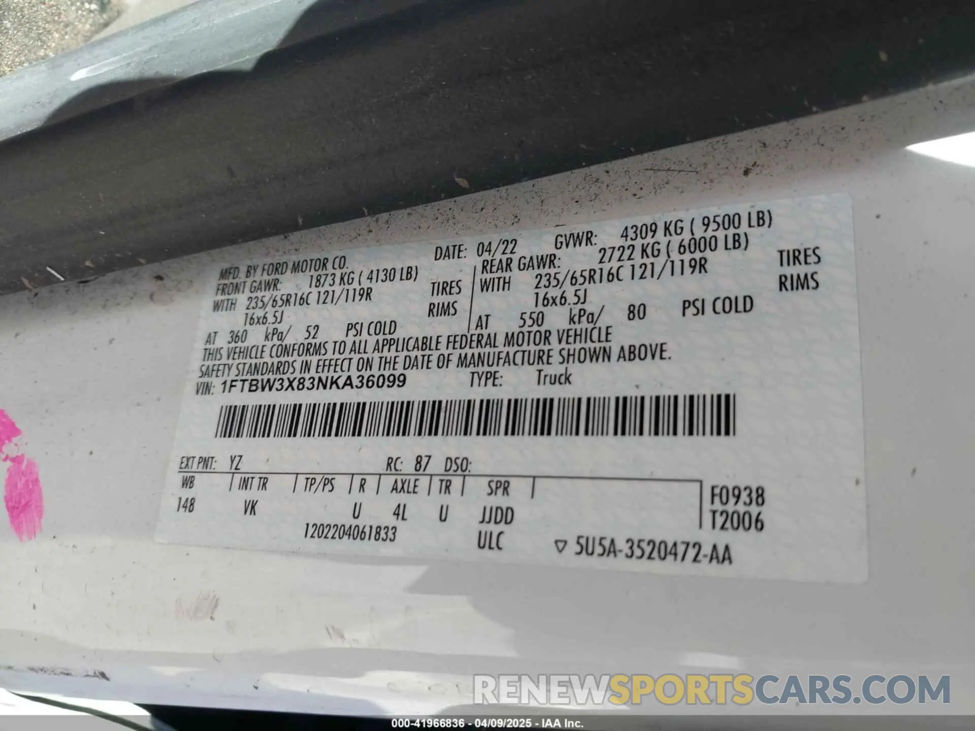 9 Photograph of a damaged car 1FTBW3X83NKA36099 FORD TRANSIT-350 CARGO VAN 2022