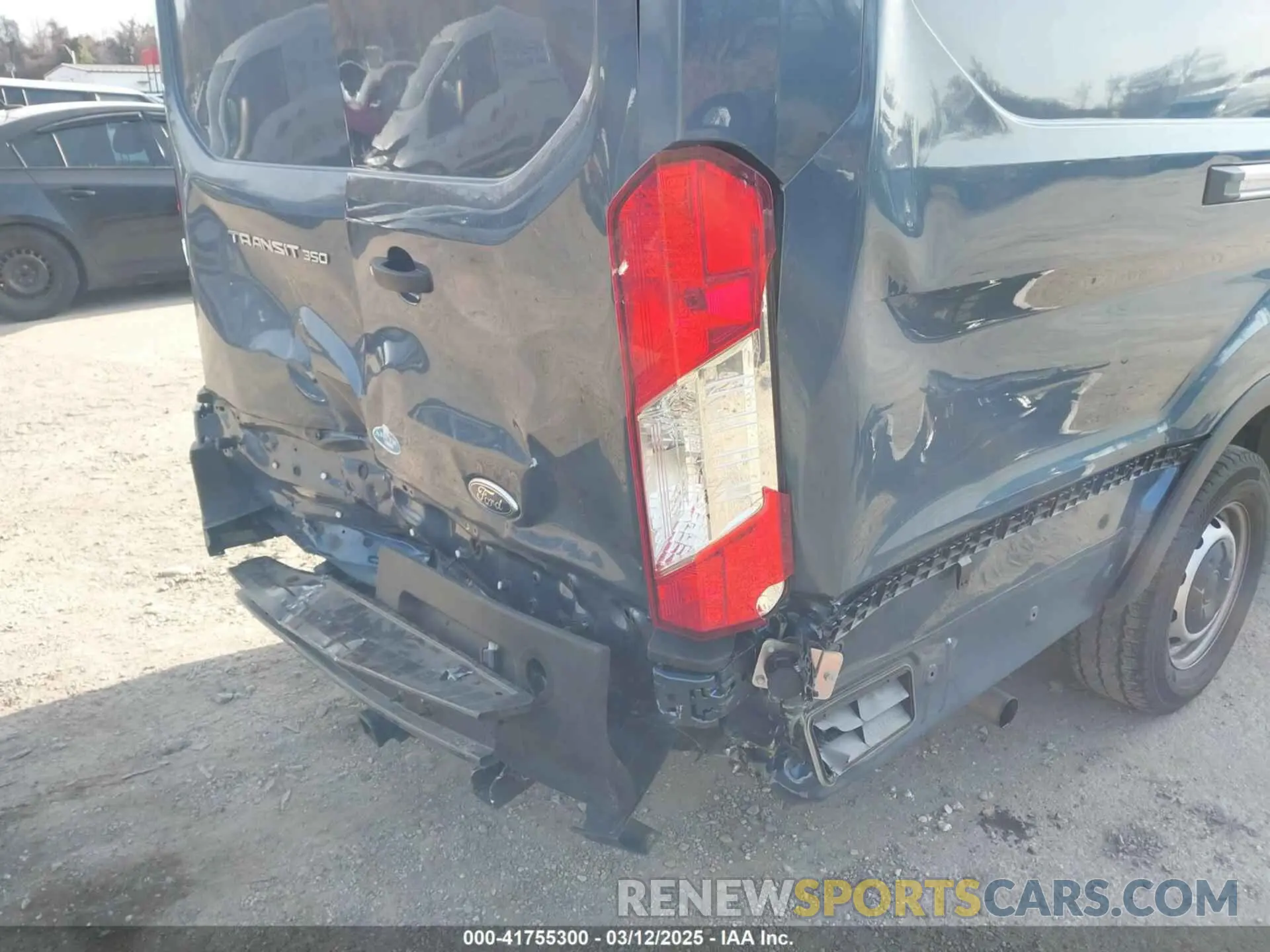 18 Photograph of a damaged car 1FTBW3X85PKC12640 FORD TRANSIT-350 CARGO VAN 2023