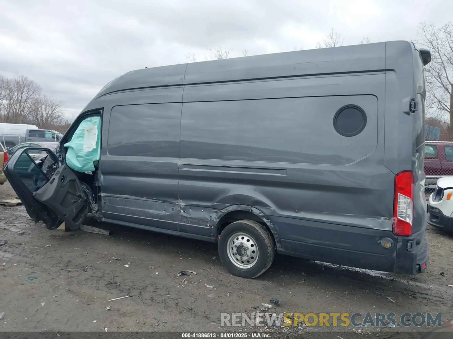3 Photograph of a damaged car 1FTBW3X86PKC01923 FORD TRANSIT-350 CARGO VAN 2023