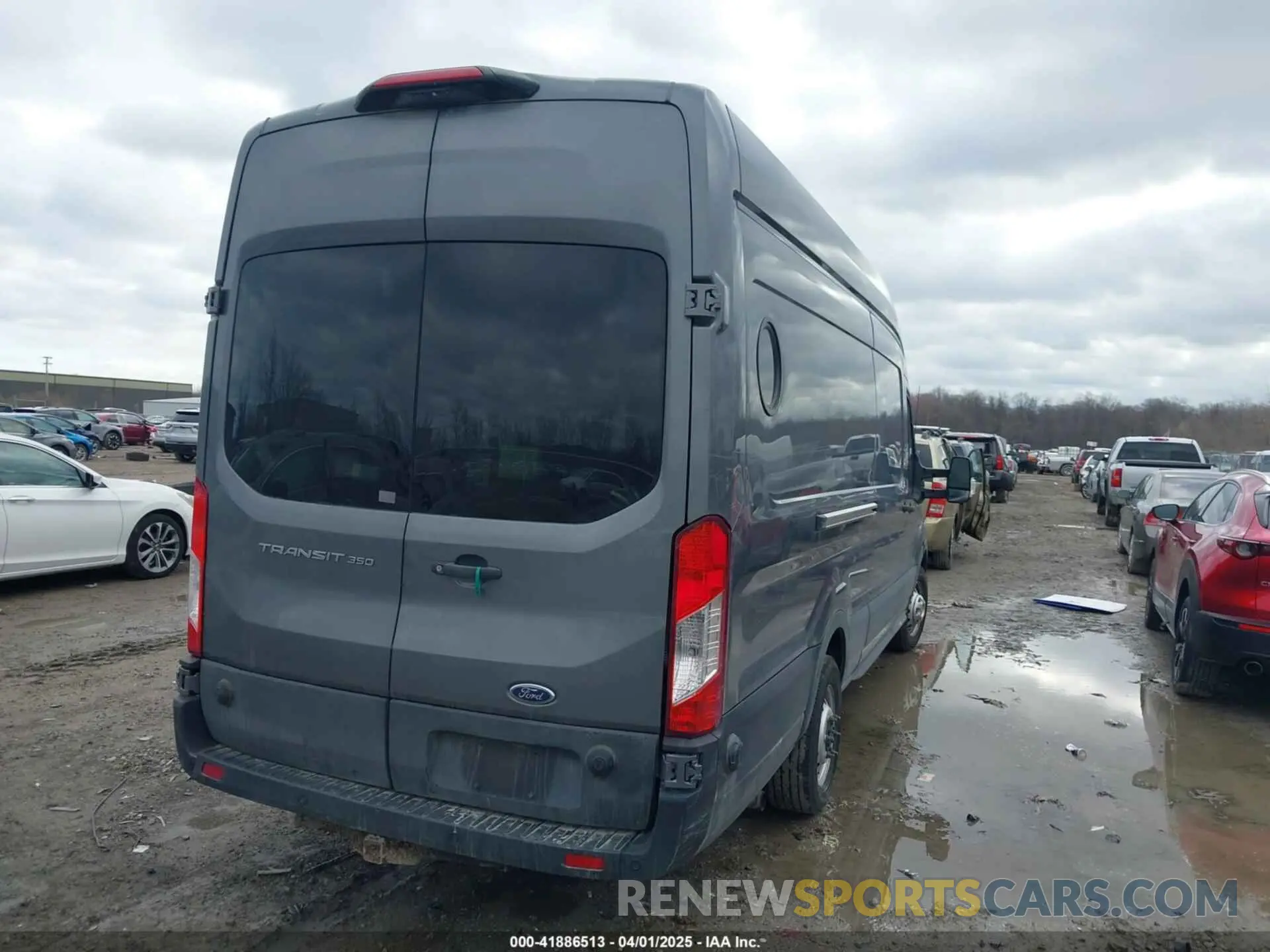 4 Photograph of a damaged car 1FTBW3X86PKC01923 FORD TRANSIT-350 CARGO VAN 2023