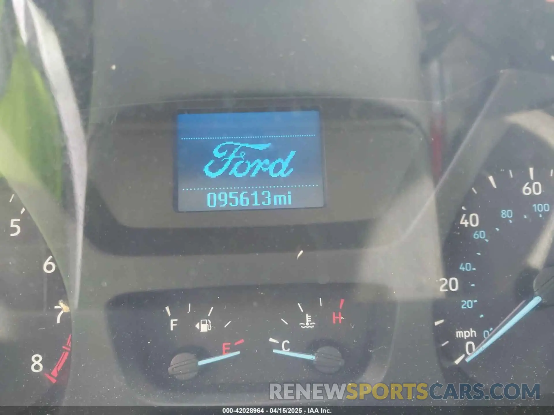 5 Photograph of a damaged car 1FDBW5PM3KKB67209 FORD TRANSIT-350 CUTAWAY 2019