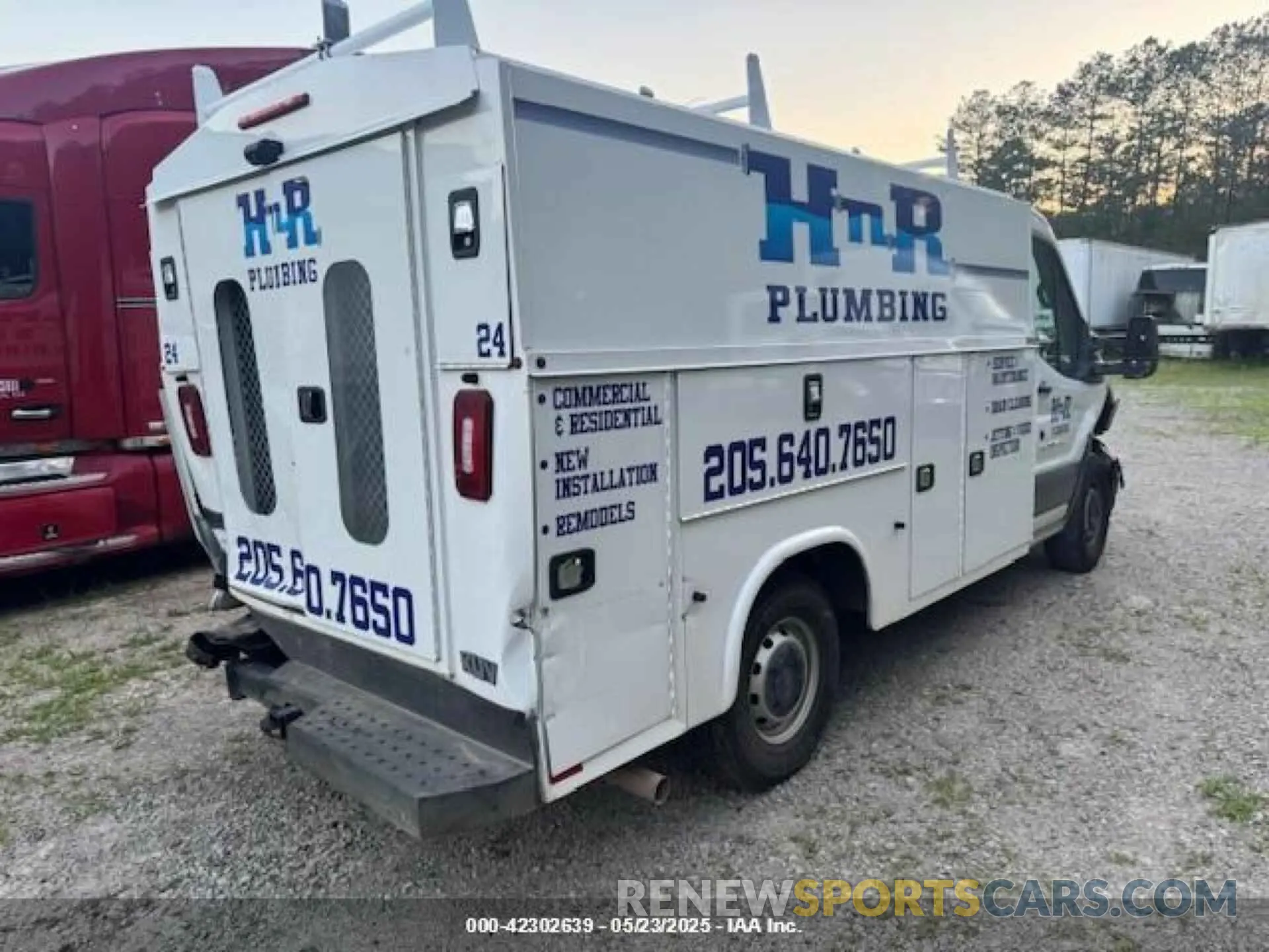 4 Photograph of a damaged car 1FDBW5PM5KKA21264 FORD TRANSIT-350 CUTAWAY 2019