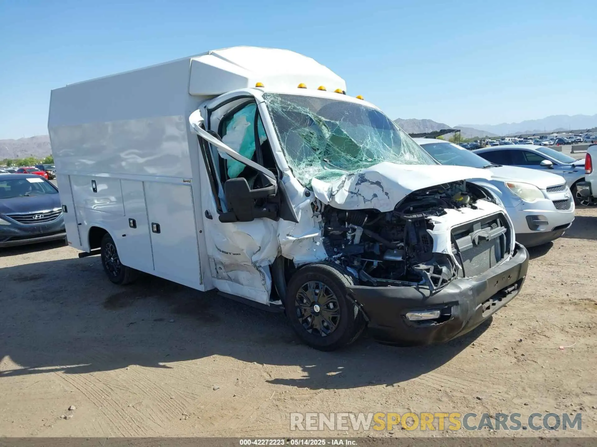 11 Photograph of a damaged car 1FDBW5P8XMKA21279 FORD TRANSIT-350 CUTAWAY 2021