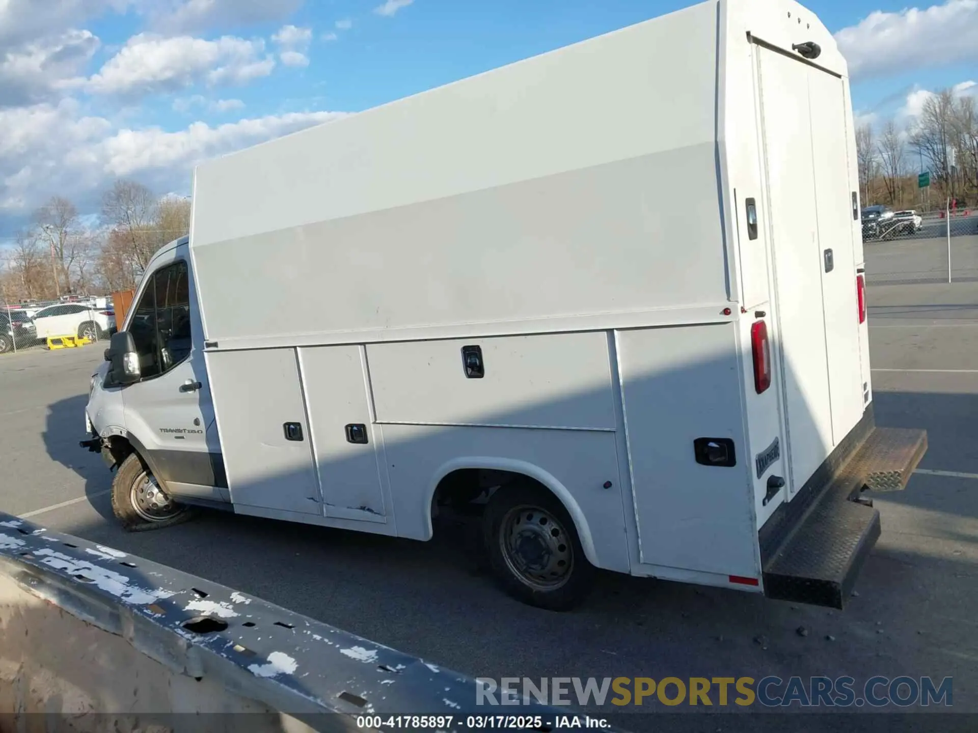 14 Photograph of a damaged car 1FDRS6PG3NKA85706 FORD TRANSIT-350 CUTAWAY 2022