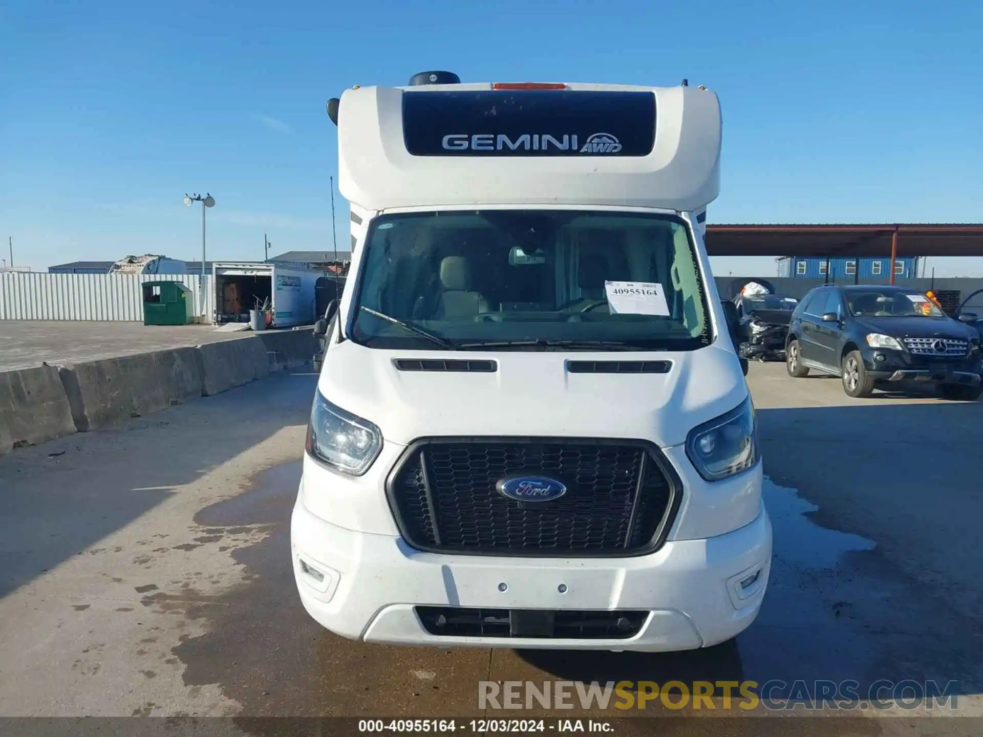 13 Photograph of a damaged car 1FDRU8PG8PKB51790 FORD TRANSIT-350 CUTAWAY 2023