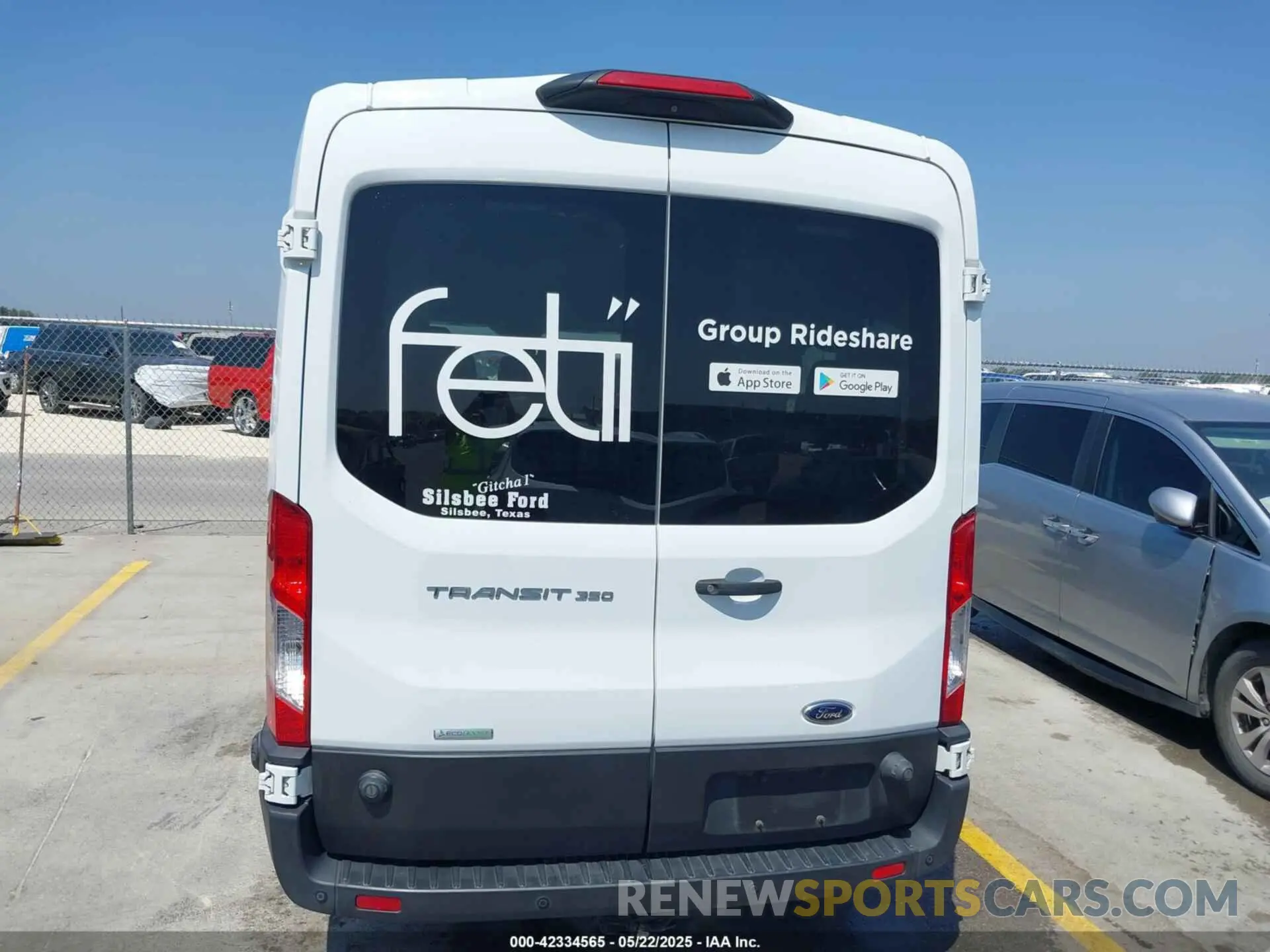 16 Photograph of a damaged car 1FBAX2CG7LKB42783 FORD TRANSIT-350 PASSENGER VAN 2020