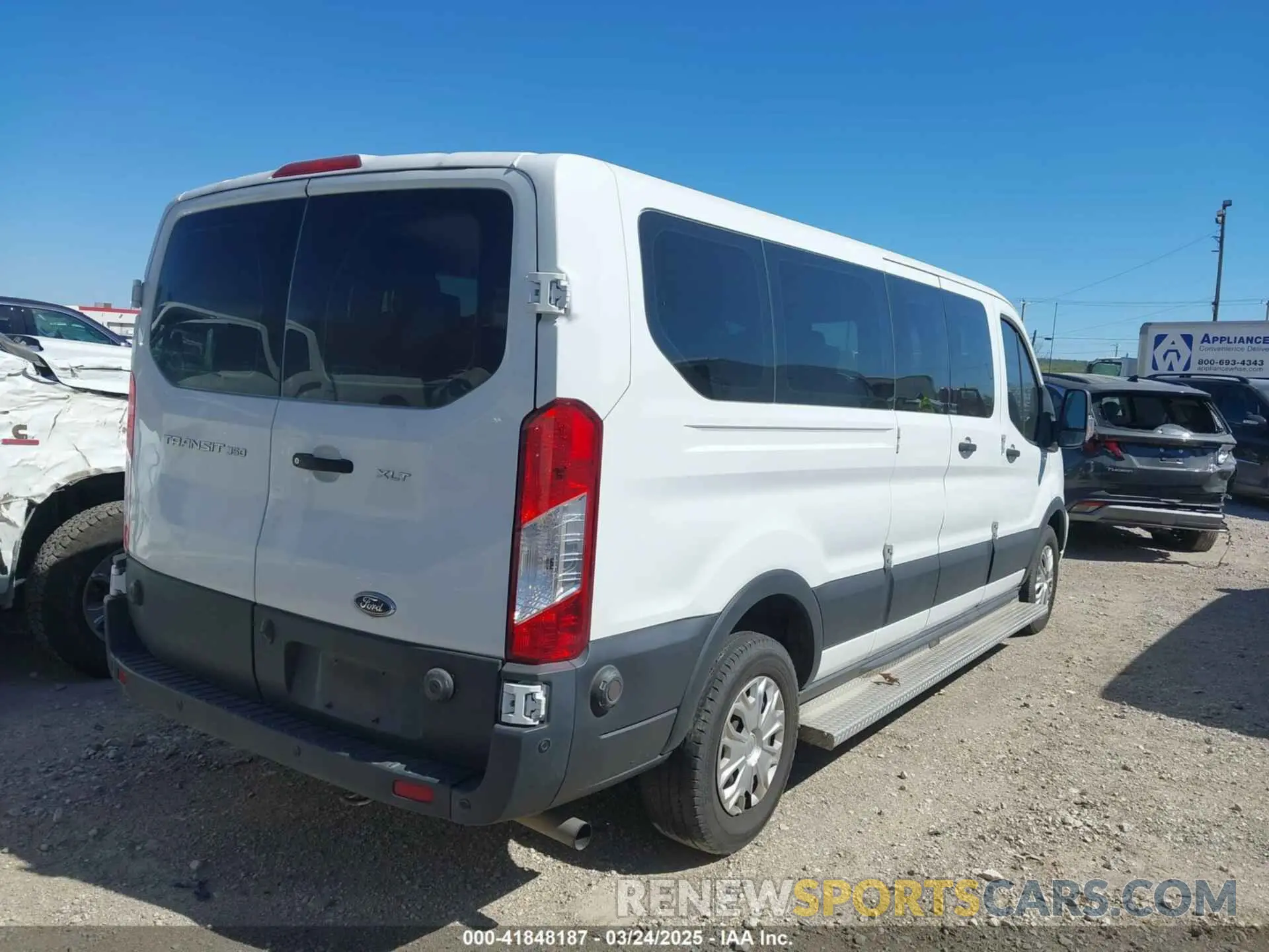 4 Photograph of a damaged car 1FBAX2Y86LKA23463 FORD TRANSIT-350 PASSENGER VAN 2020