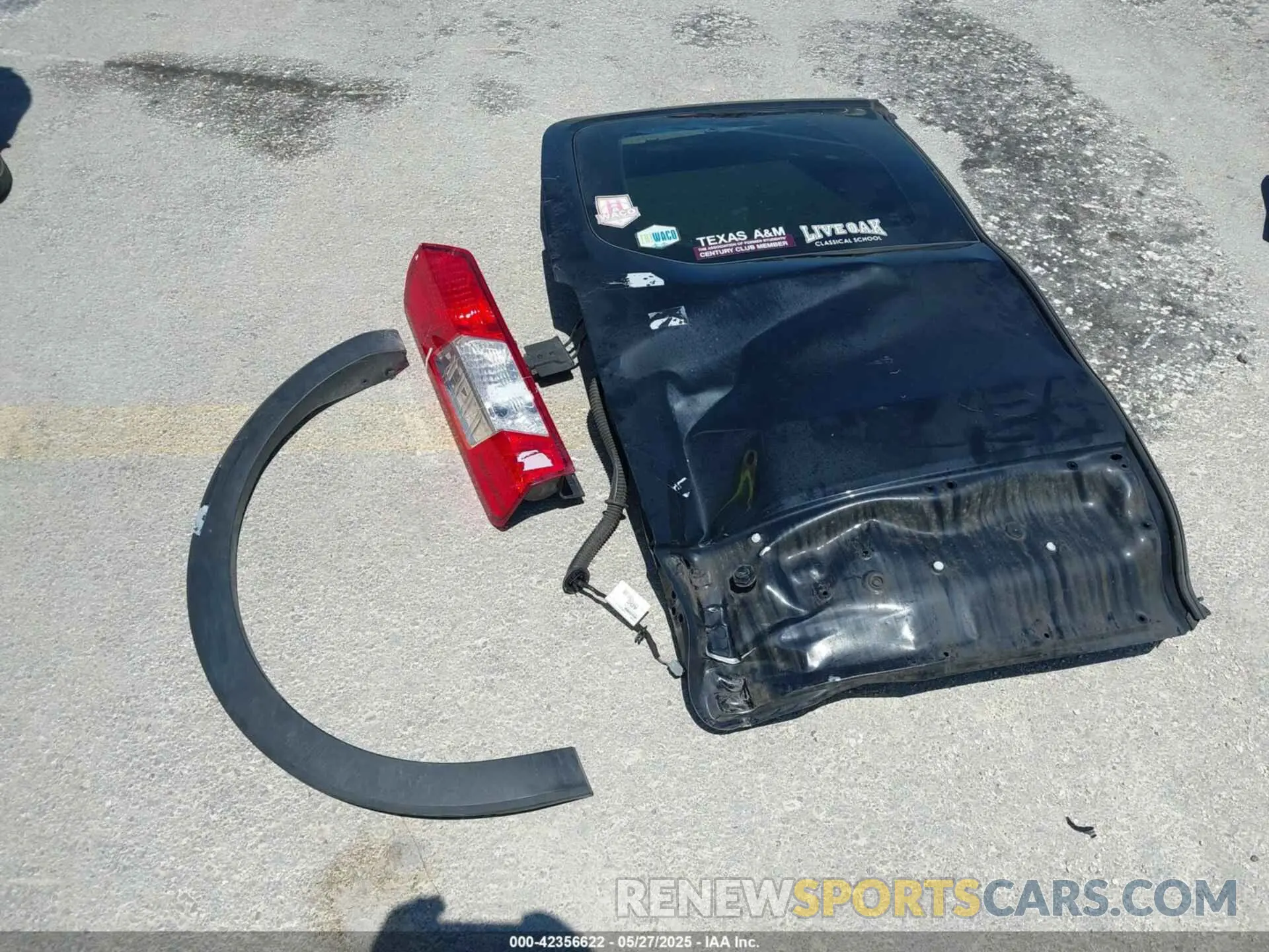 12 Photograph of a damaged car 1FBAX2YG0LKA55428 FORD TRANSIT-350 PASSENGER VAN 2020