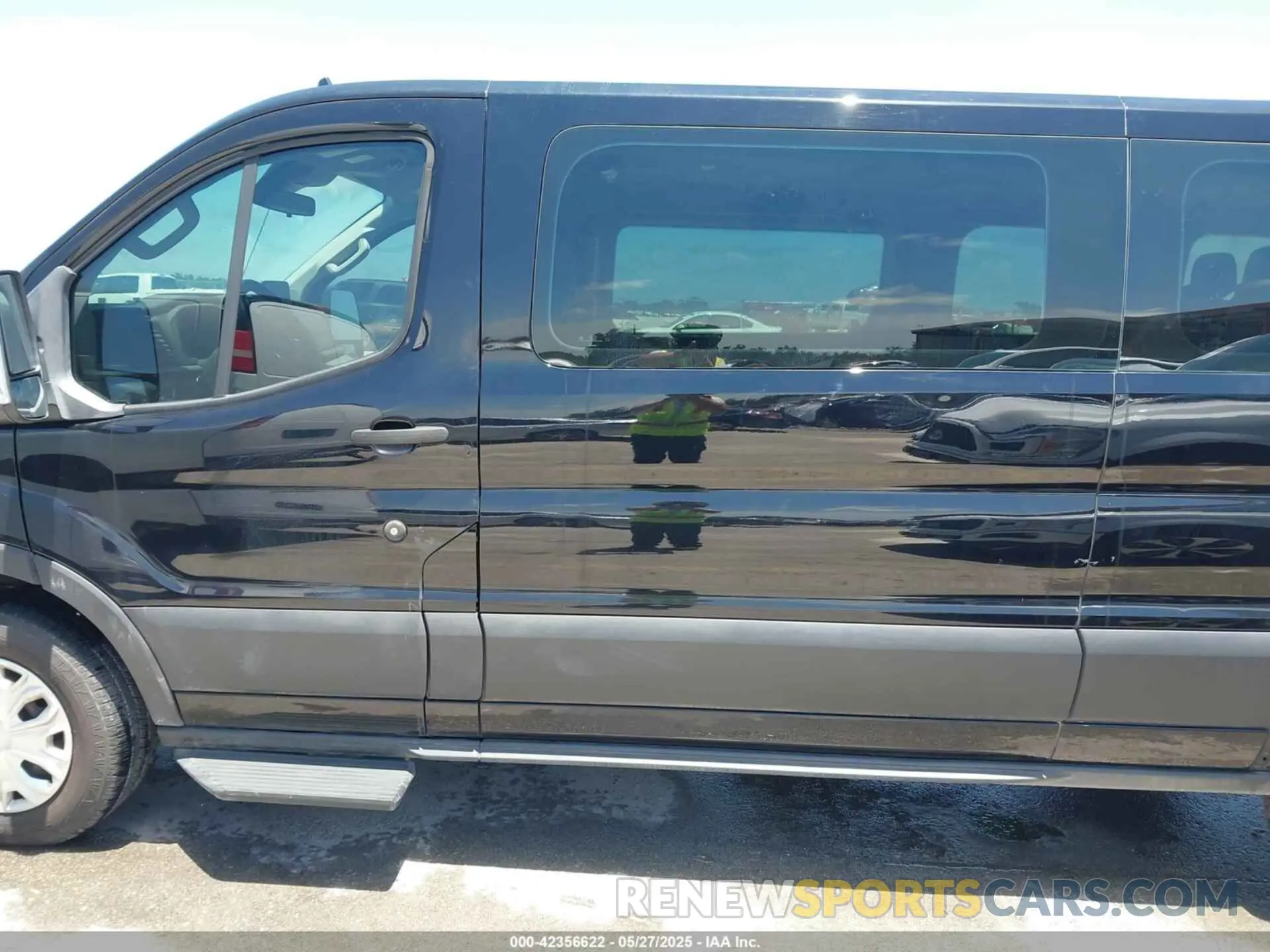 15 Photograph of a damaged car 1FBAX2YG0LKA55428 FORD TRANSIT-350 PASSENGER VAN 2020