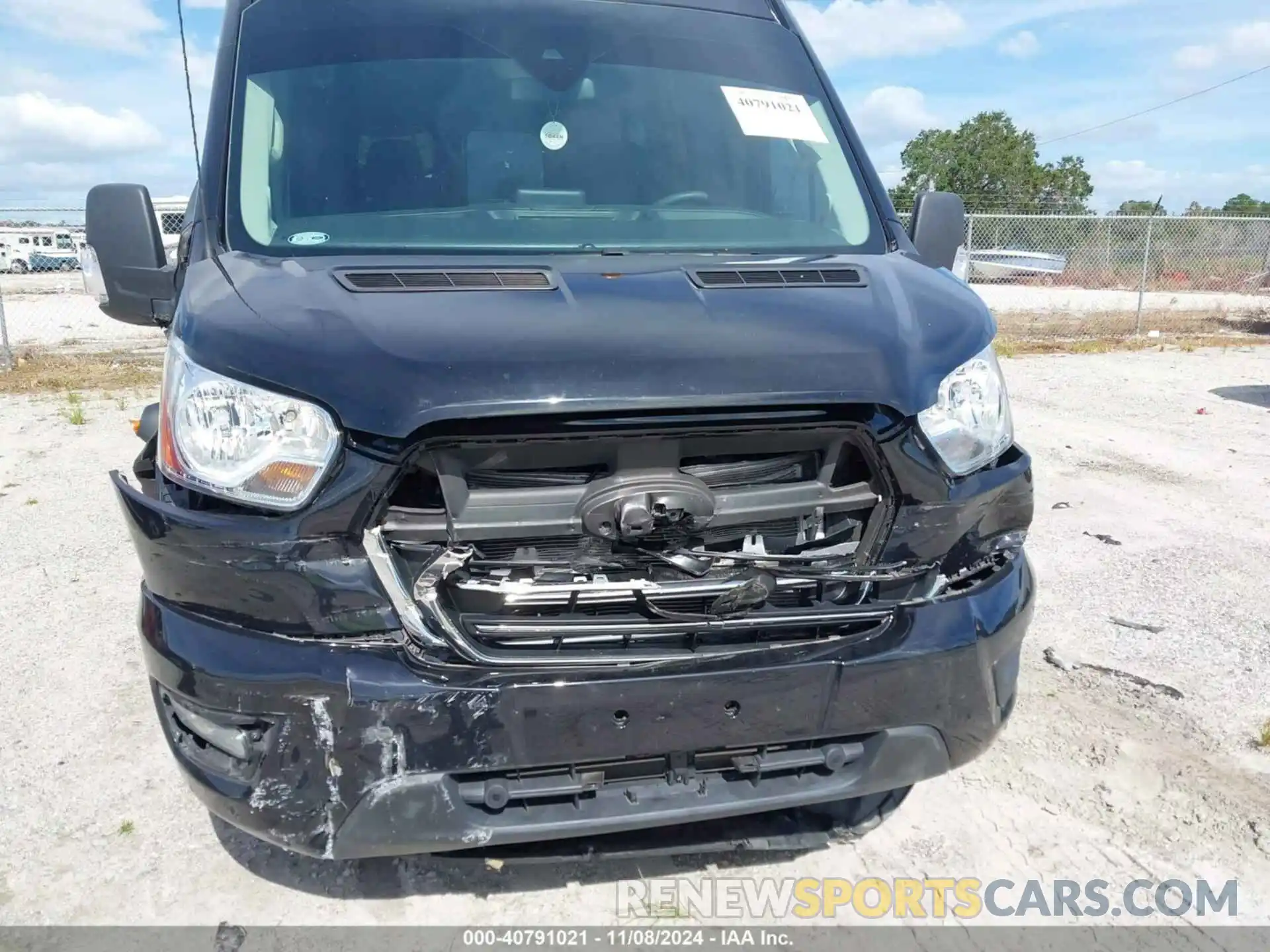 11 Photograph of a damaged car 1FBVU4XGXLKB35424 FORD TRANSIT-350 PASSENGER VAN 2020