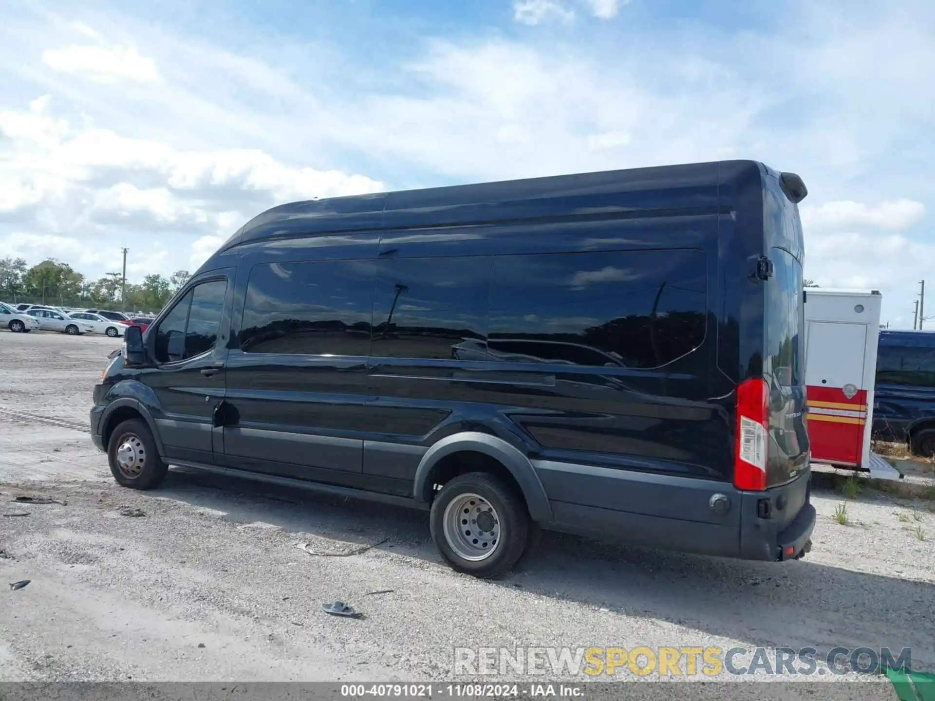 14 Photograph of a damaged car 1FBVU4XGXLKB35424 FORD TRANSIT-350 PASSENGER VAN 2020