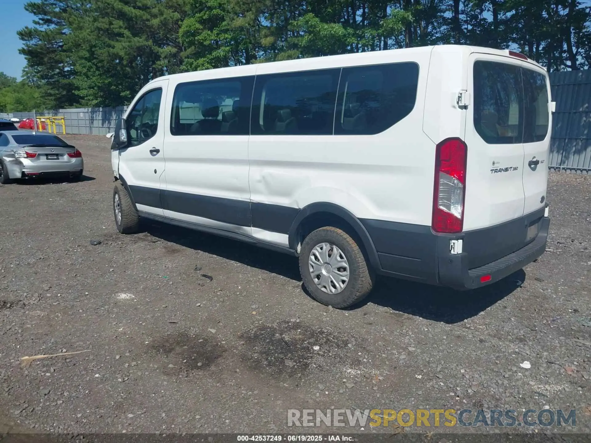 3 Photograph of a damaged car 1FBAX2Y80MKA30684 FORD TRANSIT-350 PASSENGER VAN 2021