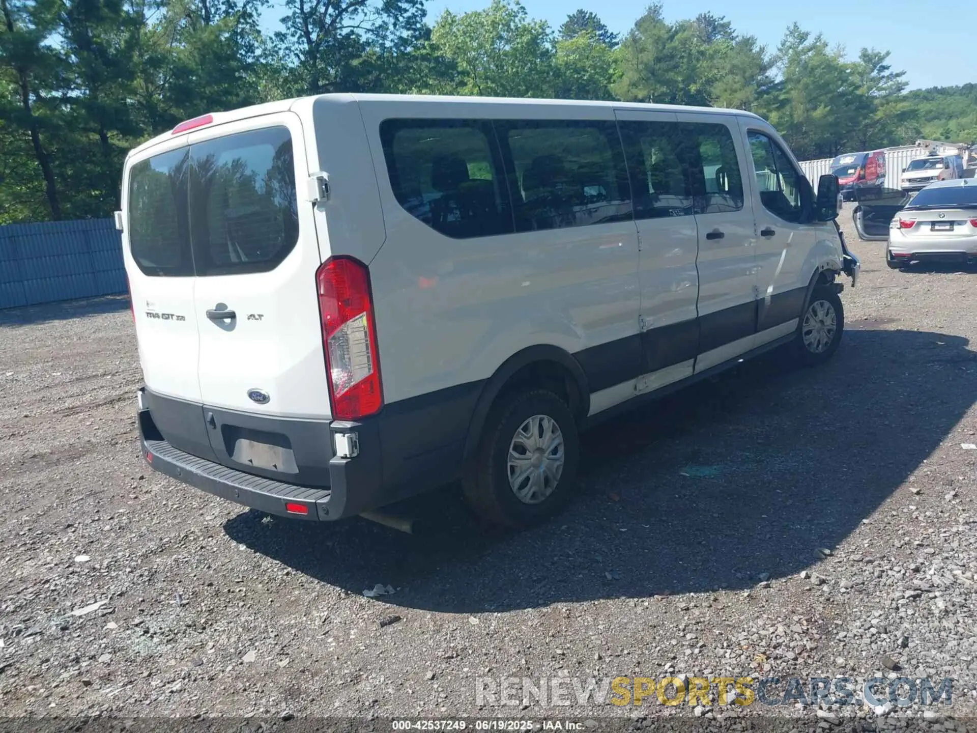 4 Photograph of a damaged car 1FBAX2Y80MKA30684 FORD TRANSIT-350 PASSENGER VAN 2021