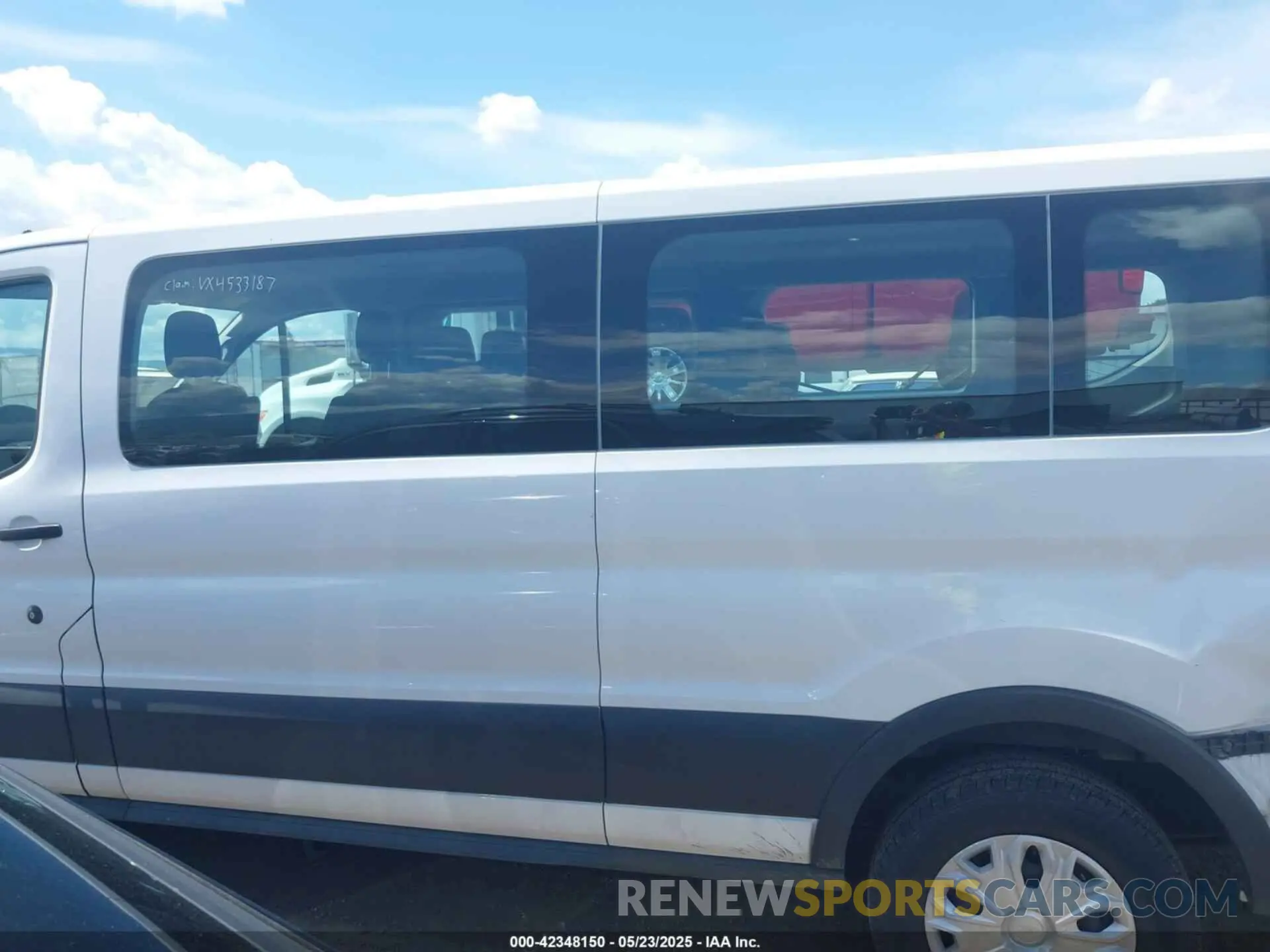 14 Photograph of a damaged car 1FBAX2Y87MKA31170 FORD TRANSIT-350 PASSENGER VAN 2021