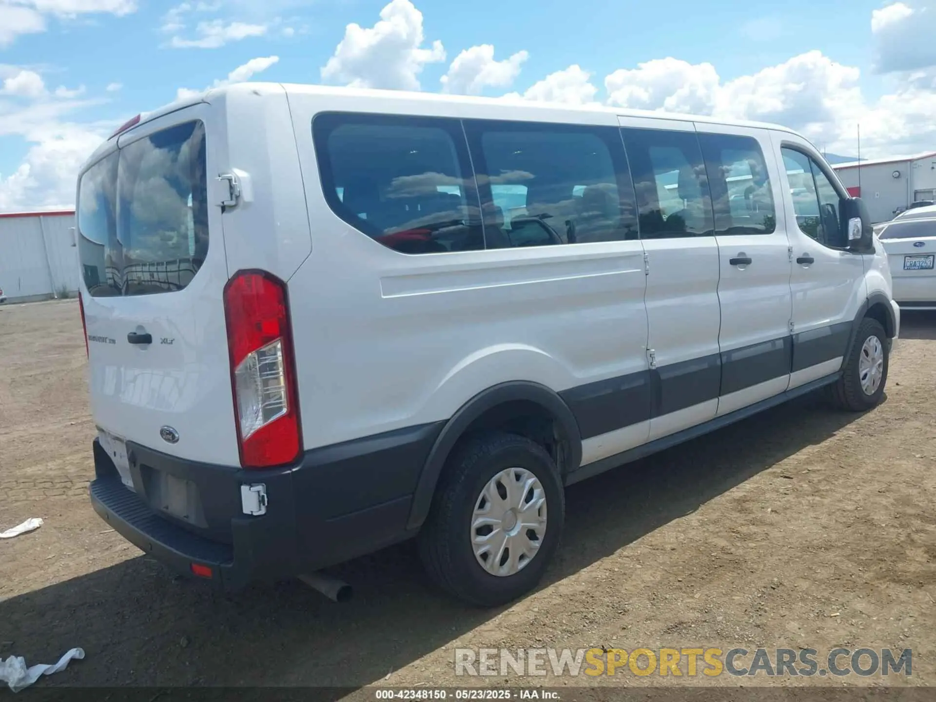 4 Photograph of a damaged car 1FBAX2Y87MKA31170 FORD TRANSIT-350 PASSENGER VAN 2021