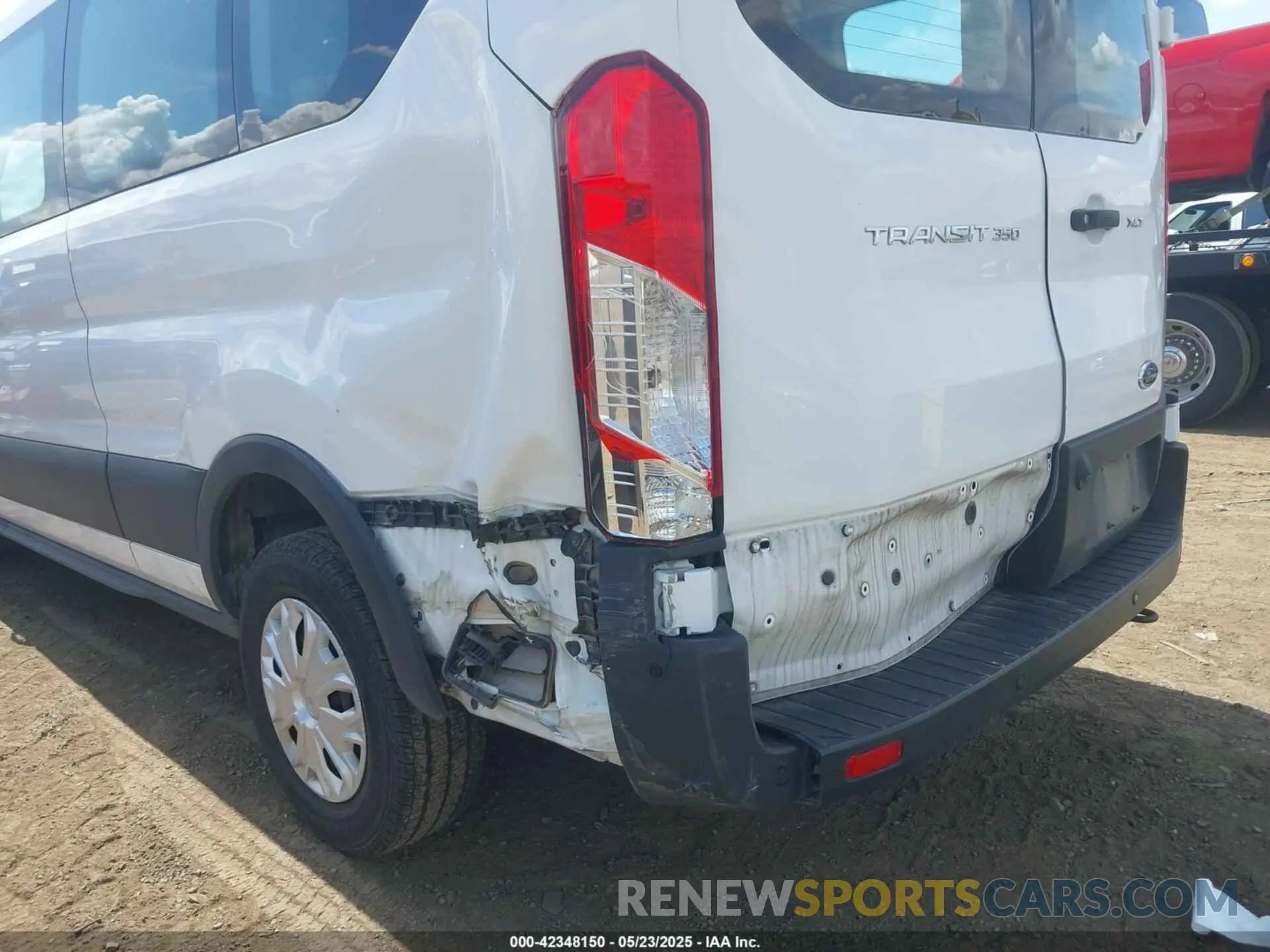 6 Photograph of a damaged car 1FBAX2Y87MKA31170 FORD TRANSIT-350 PASSENGER VAN 2021