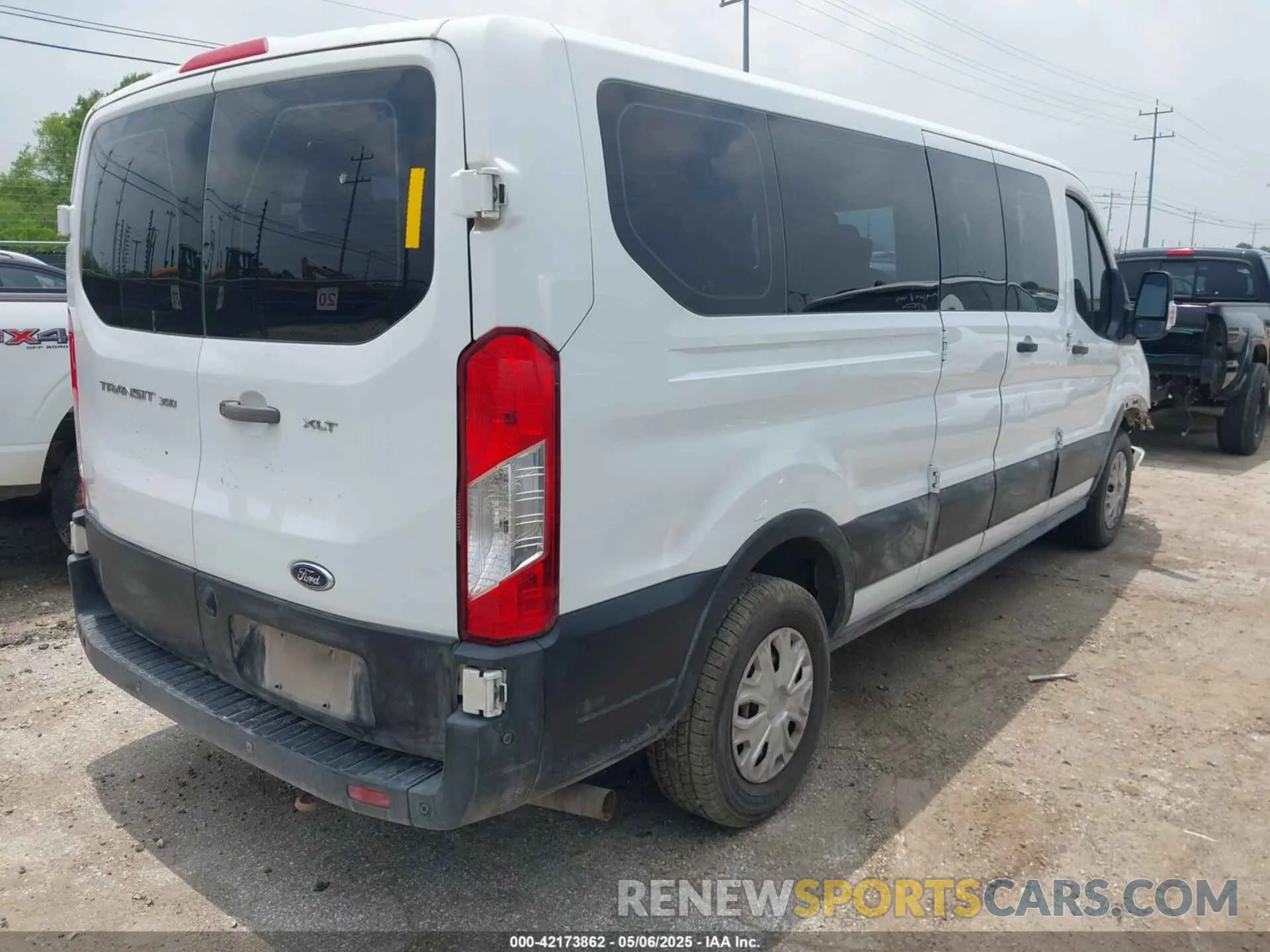4 Photograph of a damaged car 1FBAX2Y88MKA13051 FORD TRANSIT-350 PASSENGER VAN 2021