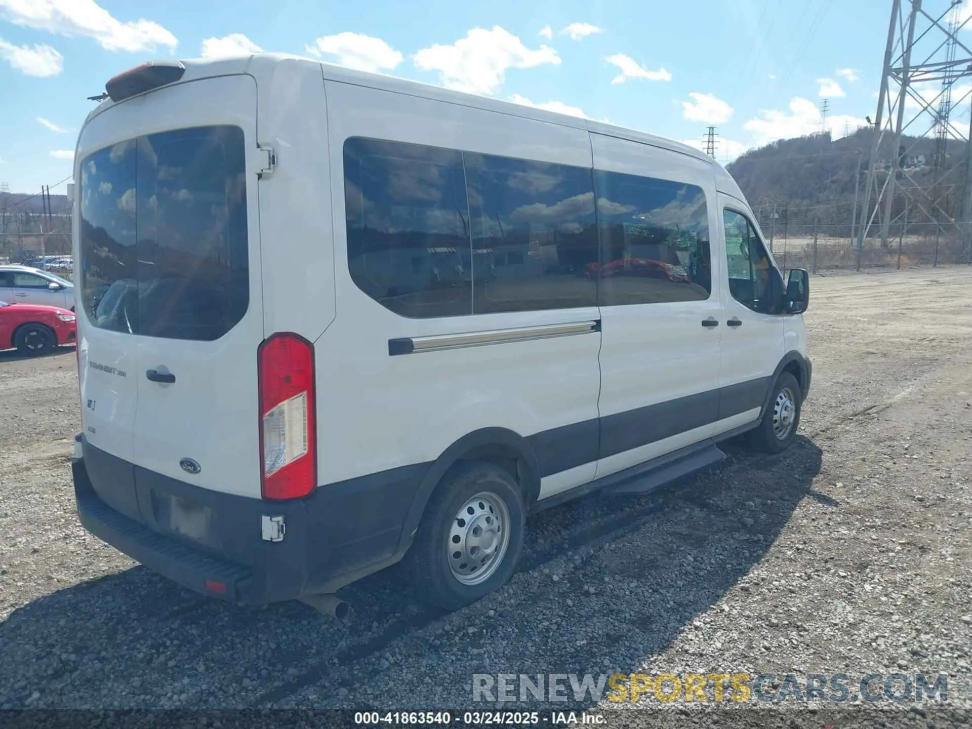 4 Photograph of a damaged car 1FBAX9C89MKA84050 FORD TRANSIT-350 PASSENGER VAN 2021