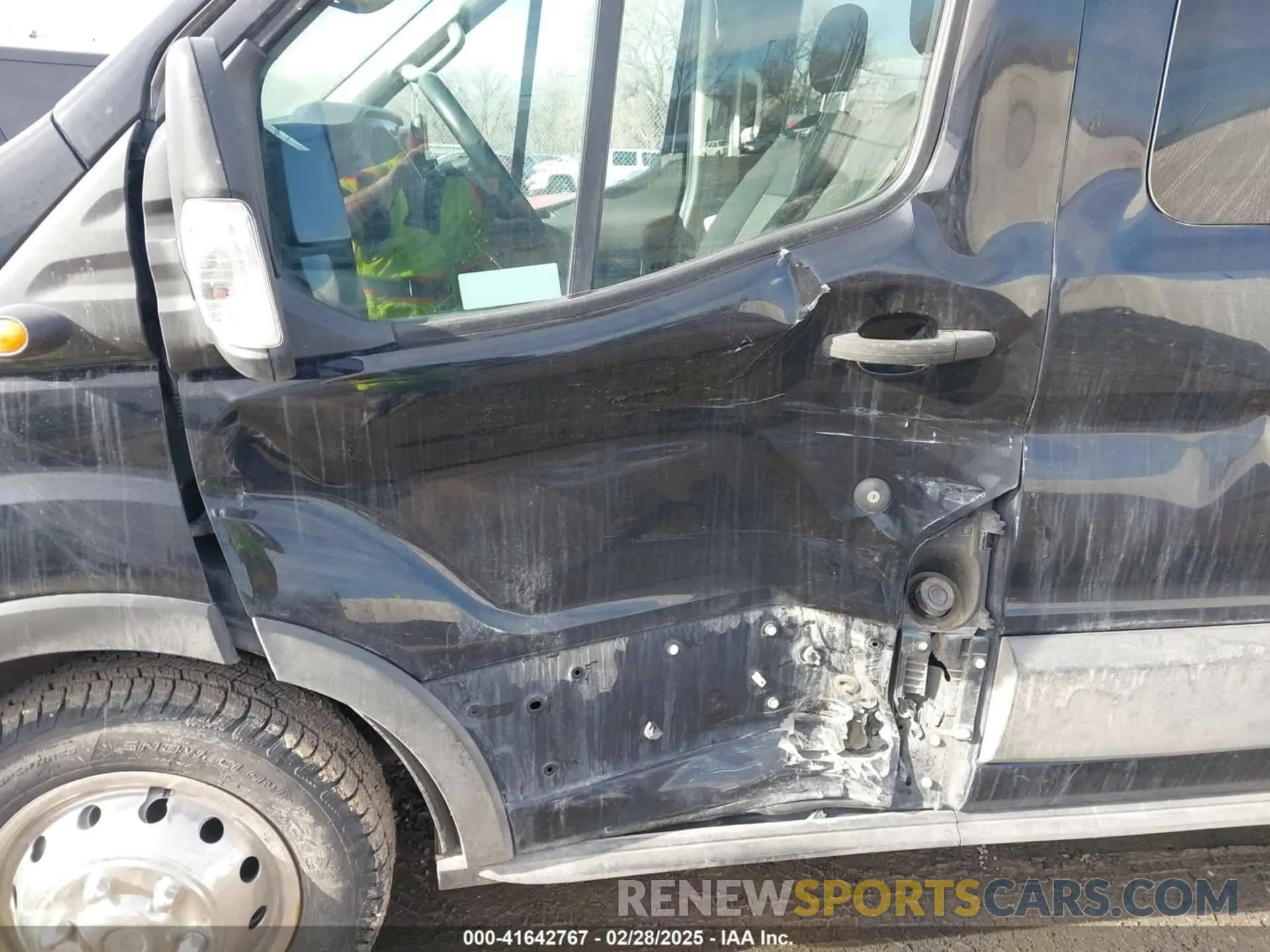 6 Photograph of a damaged car 1FBVU4X8XMKA33308 FORD TRANSIT-350 PASSENGER VAN 2021