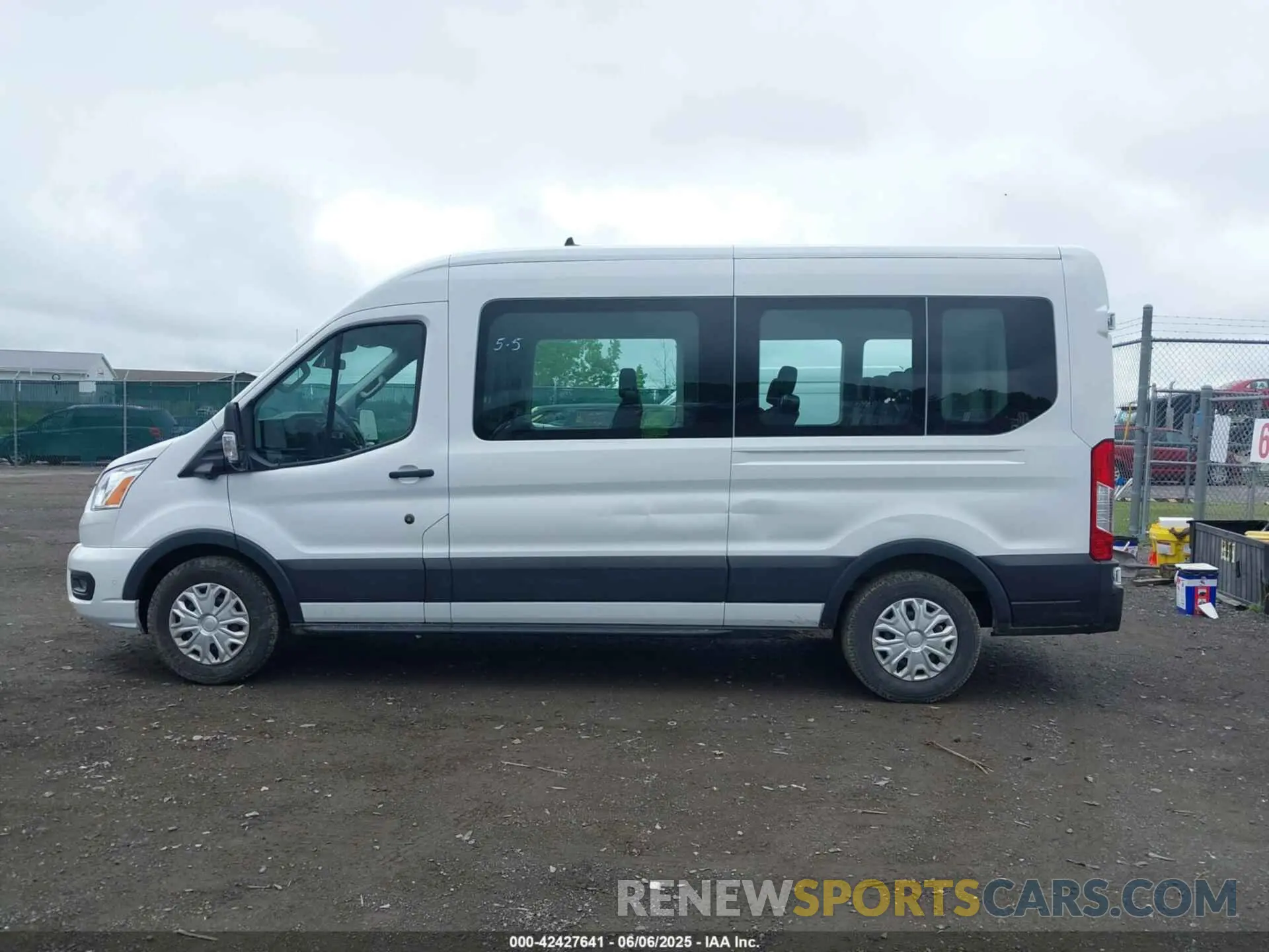 14 Photograph of a damaged car 1FBAX2C86NKA79221 FORD TRANSIT-350 PASSENGER VAN 2022
