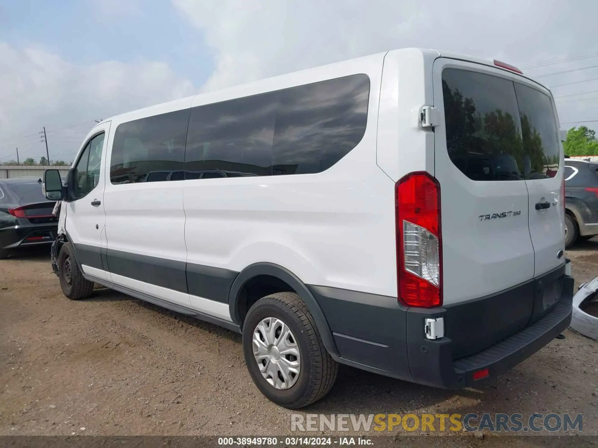 3 Photograph of a damaged car 1FBAX2Y86NKA79079 FORD TRANSIT-350 PASSENGER VAN 2022