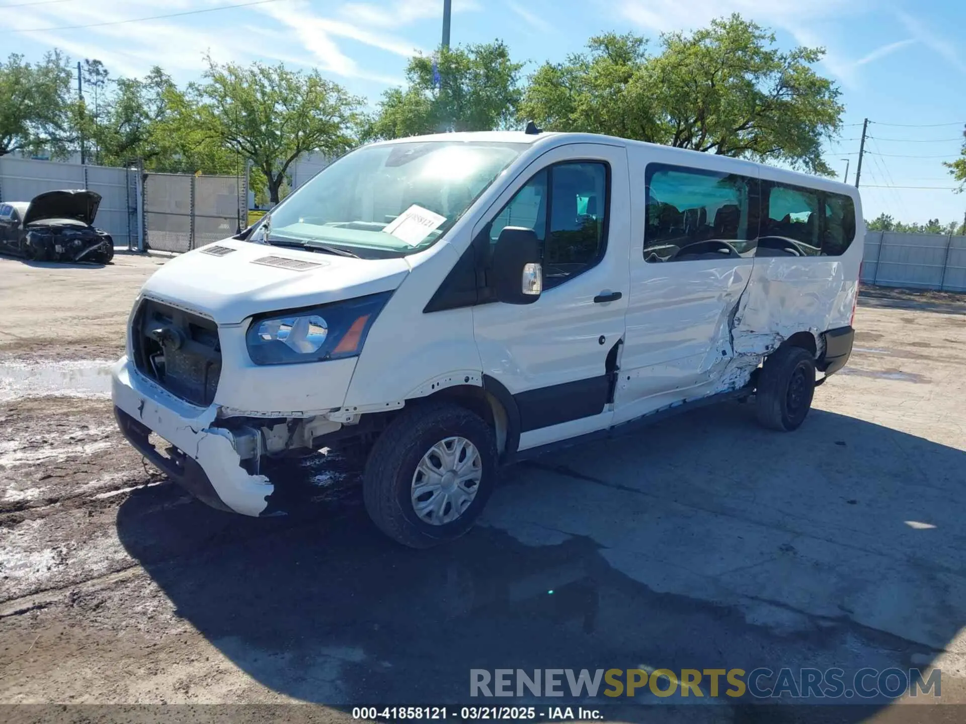 6 Photograph of a damaged car 1FBAX2Y86NKA83763 FORD TRANSIT-350 PASSENGER VAN 2022