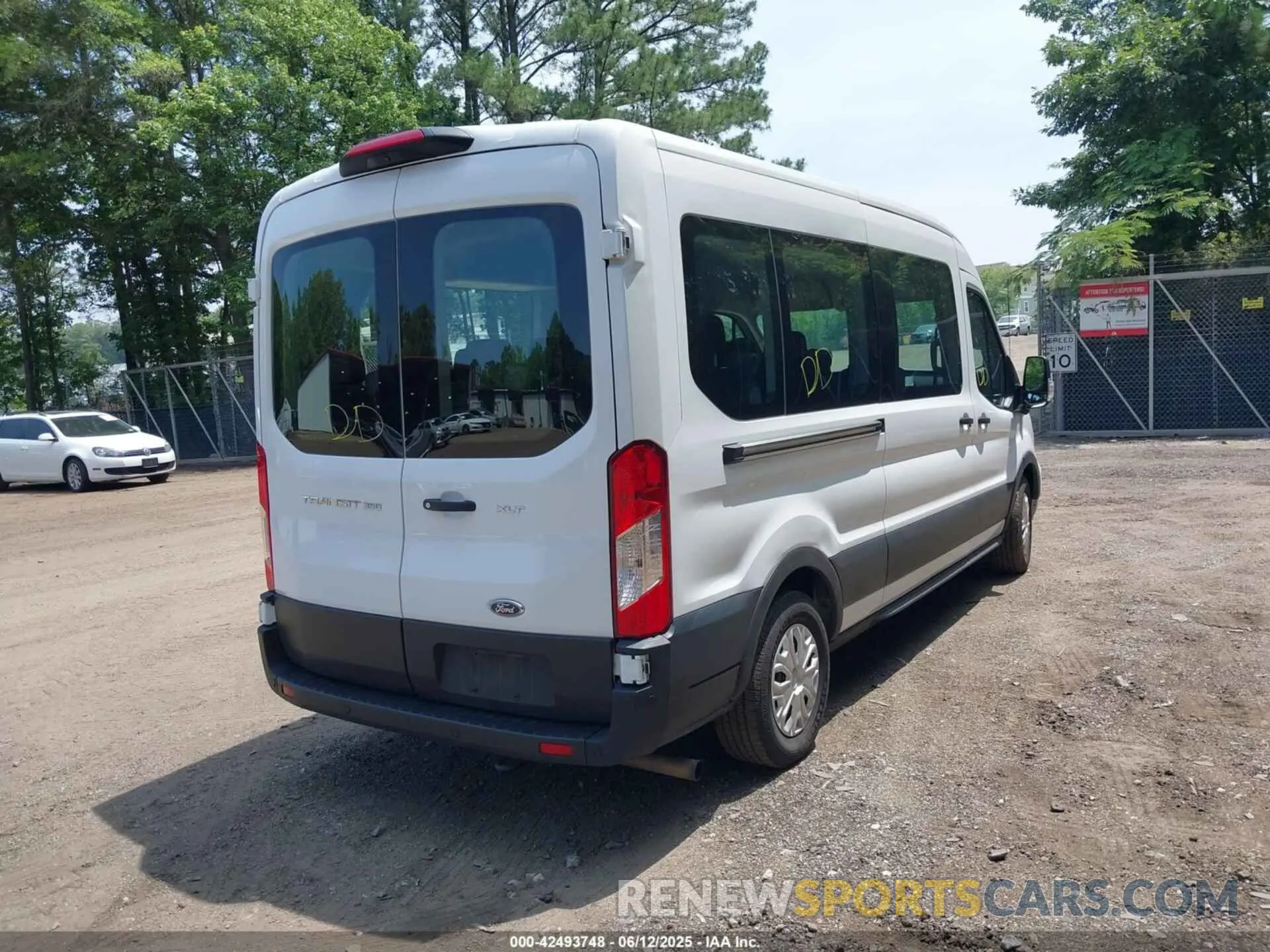 4 Photograph of a damaged car 1FBAX2C82PKA53394 FORD TRANSIT-350 PASSENGER VAN 2023