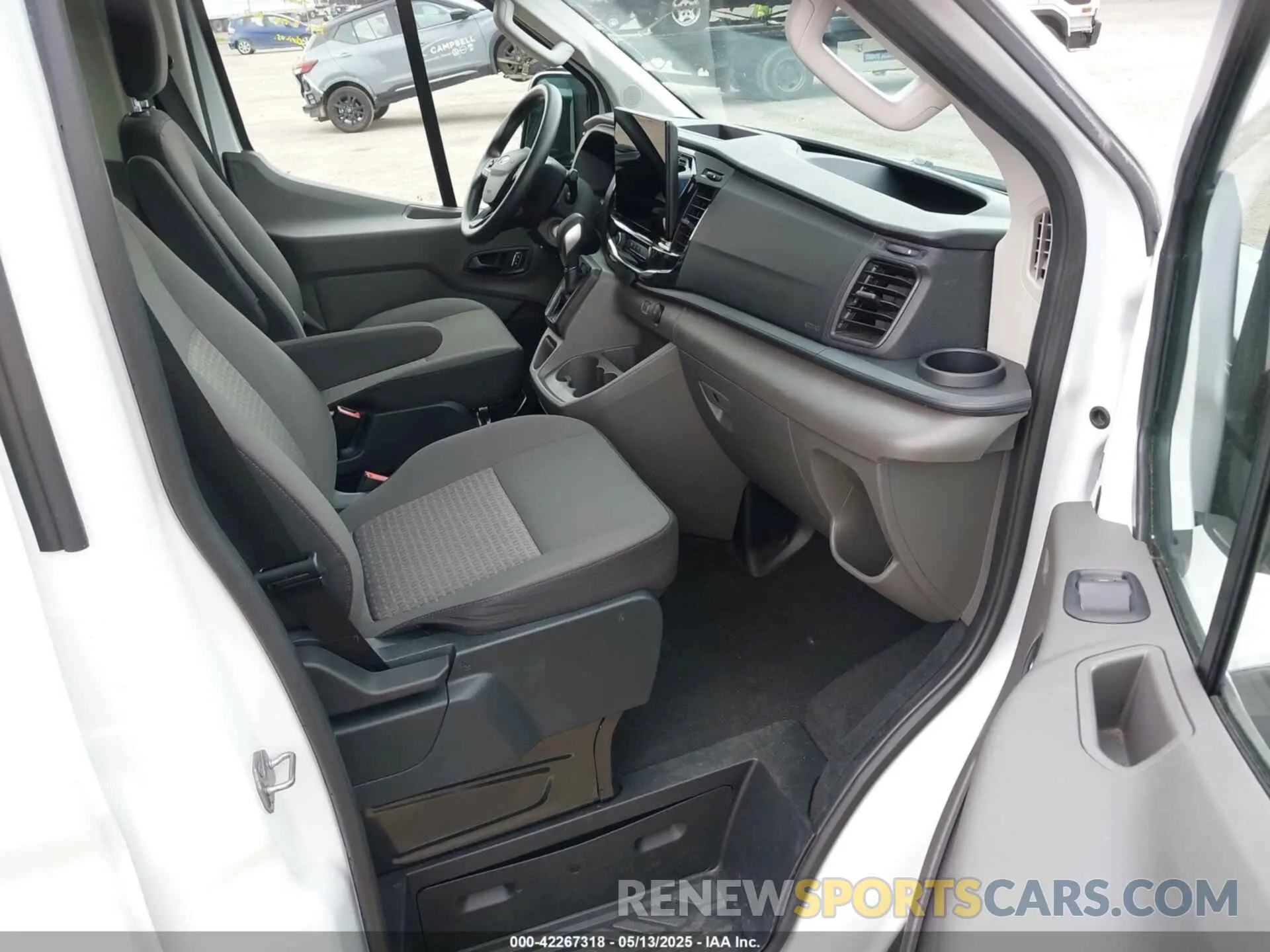 5 Photograph of a damaged car 1FBAX2Y81PKB41295 FORD TRANSIT-350 PASSENGER VAN 2023