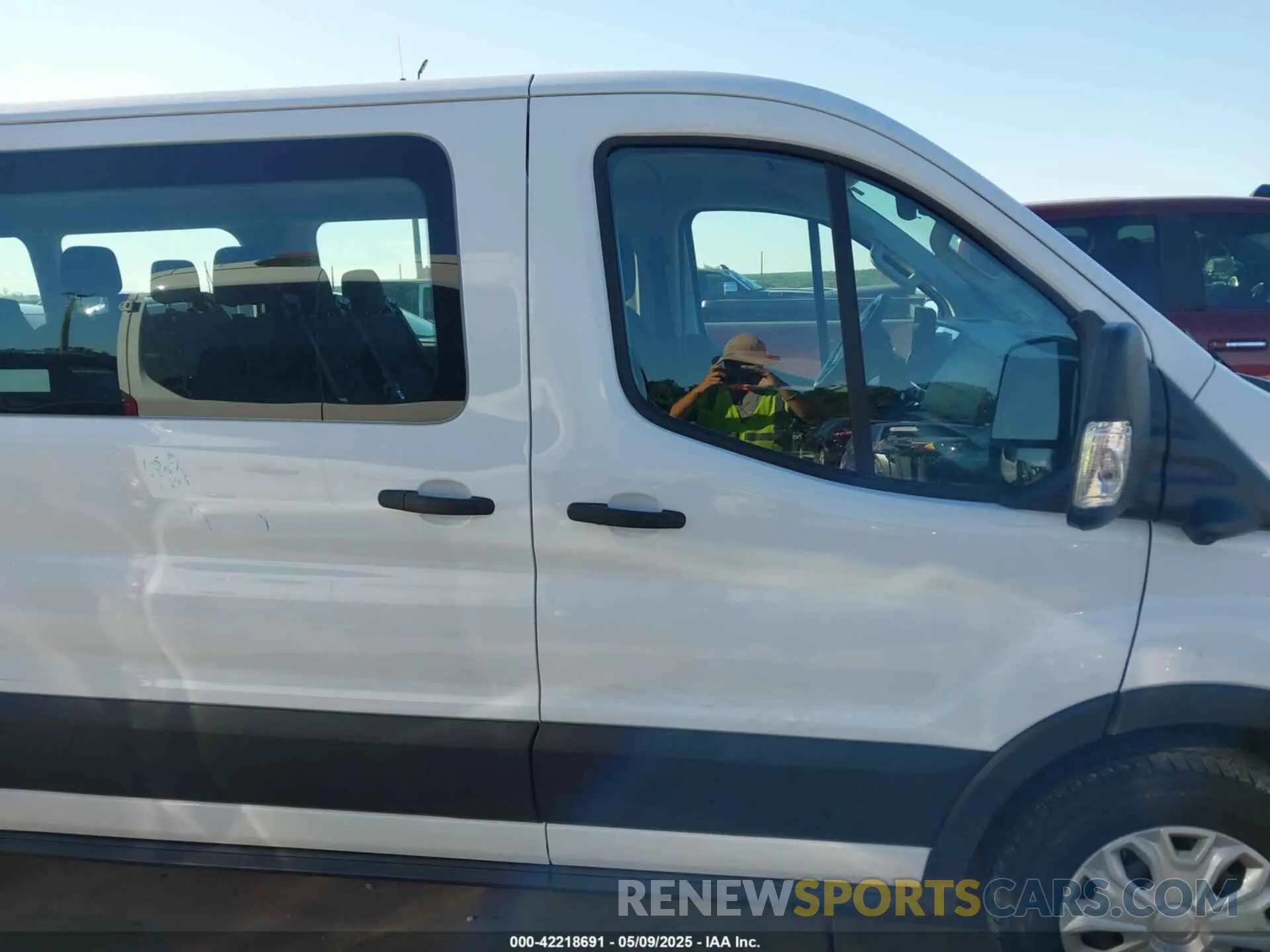 13 Photograph of a damaged car 1FBAX2Y8XPKB41098 FORD TRANSIT-350 PASSENGER VAN 2023