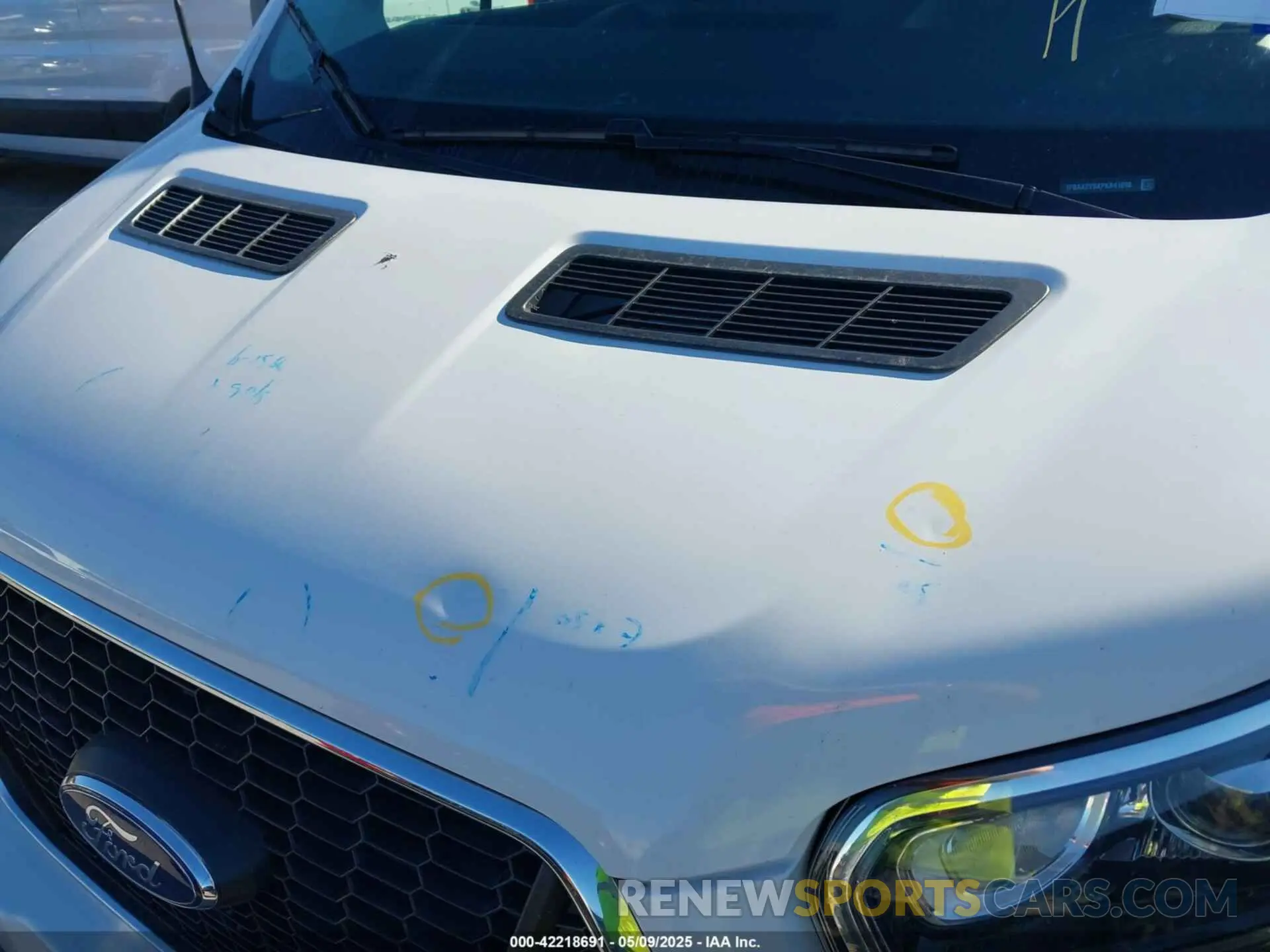 17 Photograph of a damaged car 1FBAX2Y8XPKB41098 FORD TRANSIT-350 PASSENGER VAN 2023