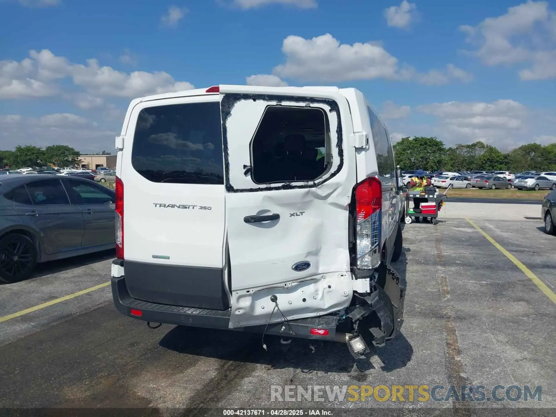 6 Photograph of a damaged car 1FBAX2YG6PKB08879 FORD TRANSIT-350 PASSENGER VAN 2023