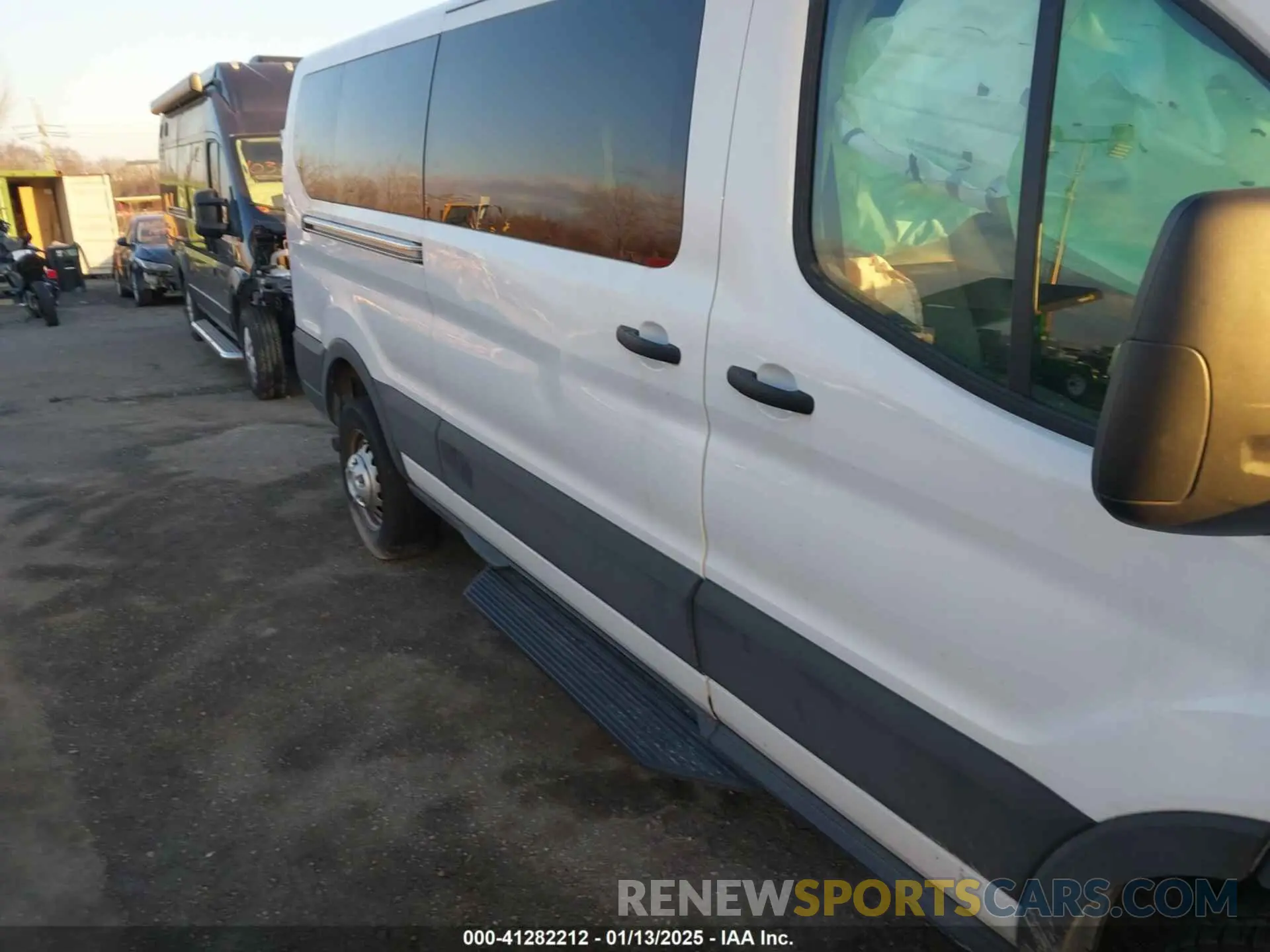 20 Photograph of a damaged car 1FBAX9Y80PKA16636 FORD TRANSIT-350 PASSENGER VAN 2023