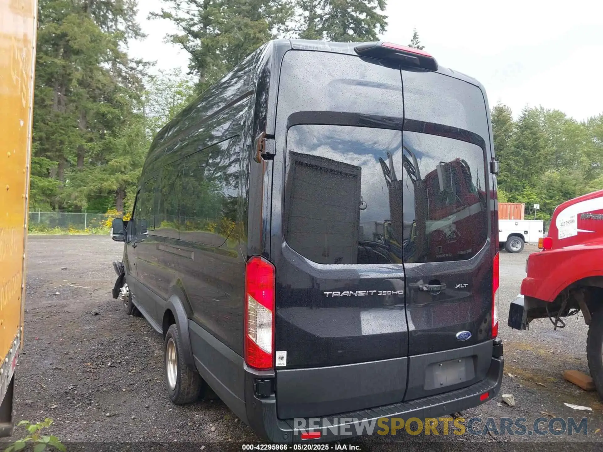 3 Photograph of a damaged car 1FBVU4X83PKA55378 FORD TRANSIT-350 PASSENGER VAN 2023