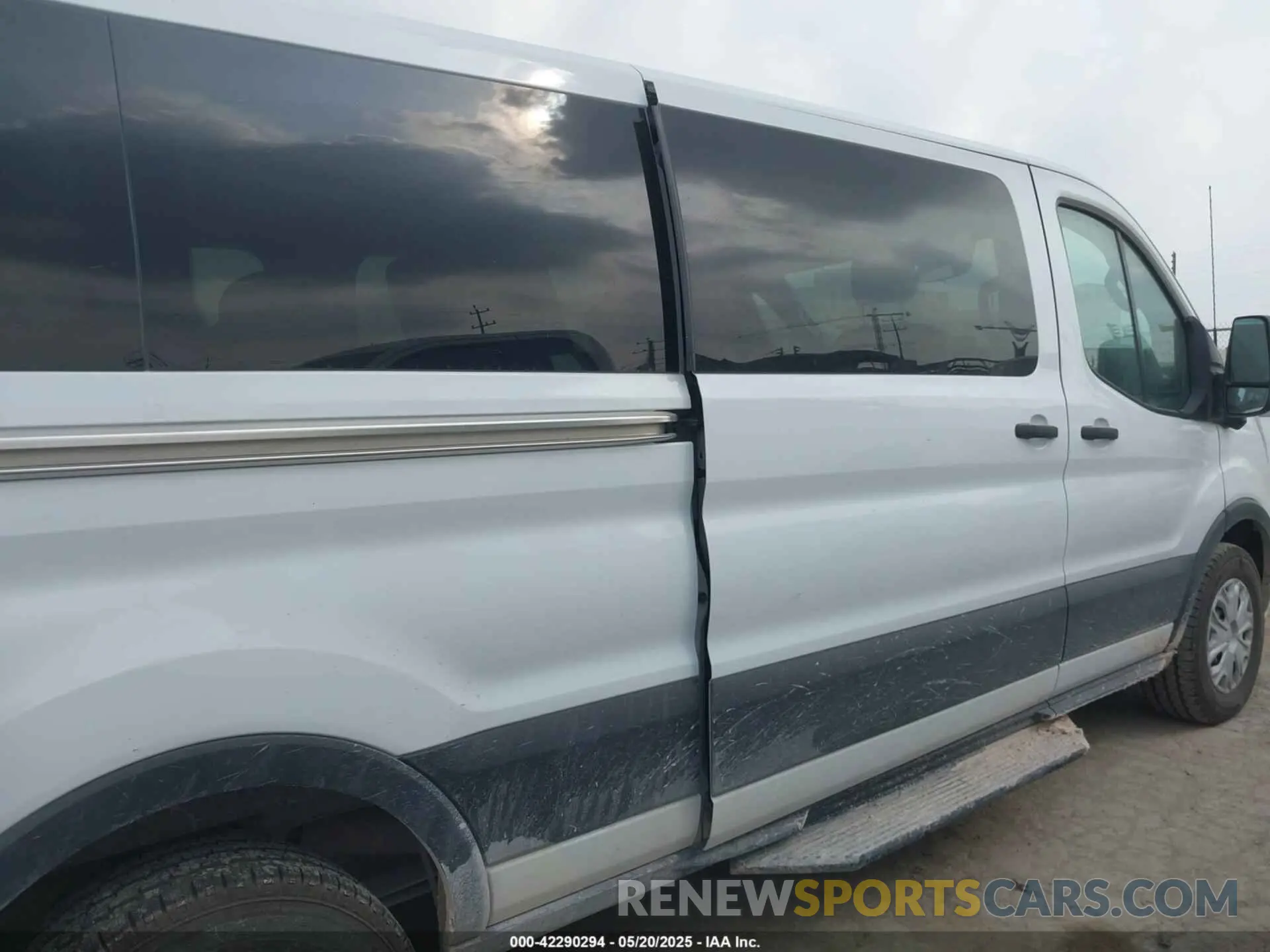 13 Photograph of a damaged car 1FDAX2Y89PKA45101 FORD TRANSIT-350 PASSENGER VAN 2023