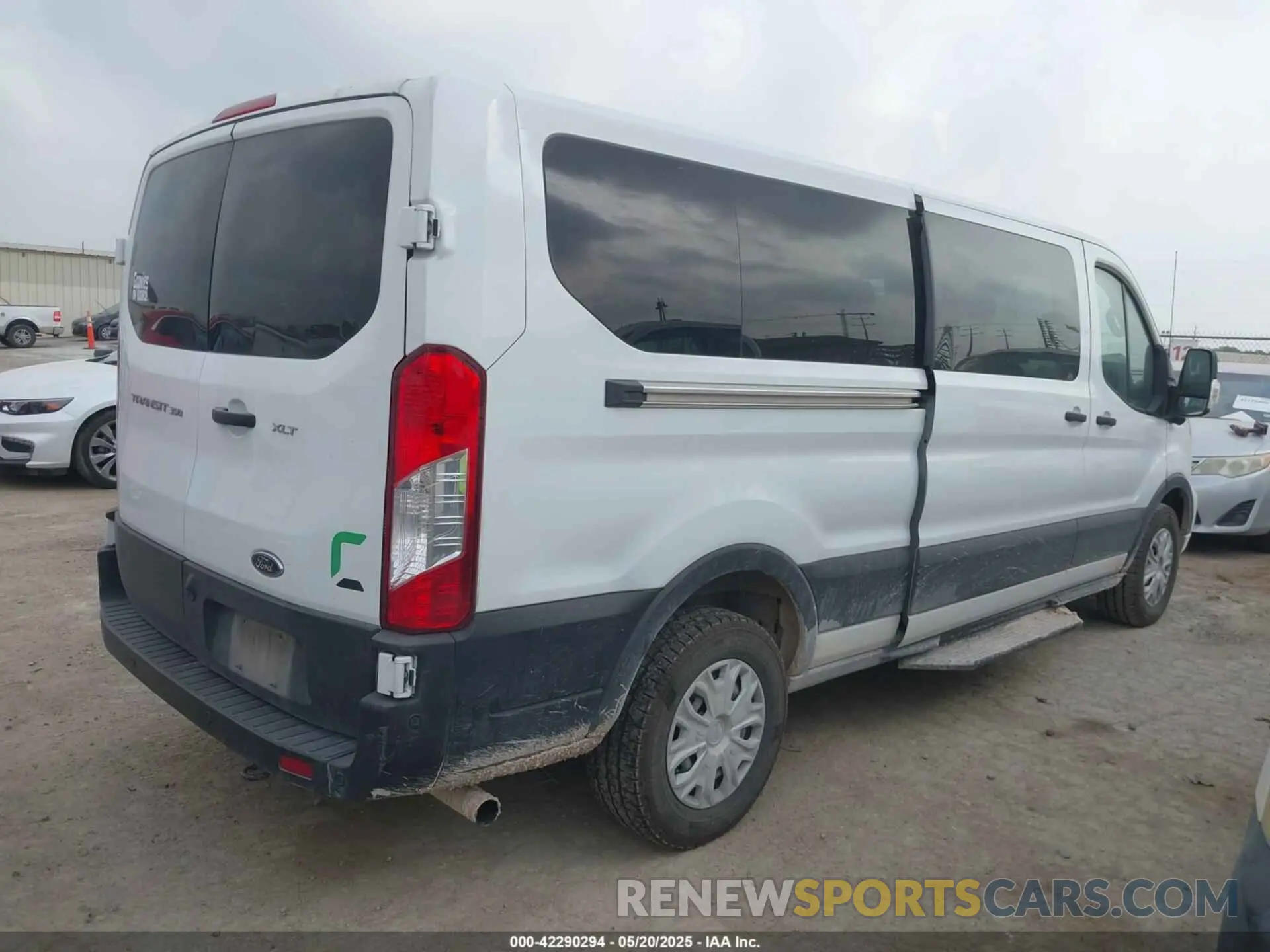 4 Photograph of a damaged car 1FDAX2Y89PKA45101 FORD TRANSIT-350 PASSENGER VAN 2023
