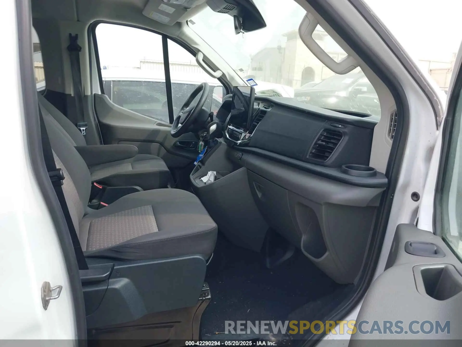 5 Photograph of a damaged car 1FDAX2Y89PKA45101 FORD TRANSIT-350 PASSENGER VAN 2023