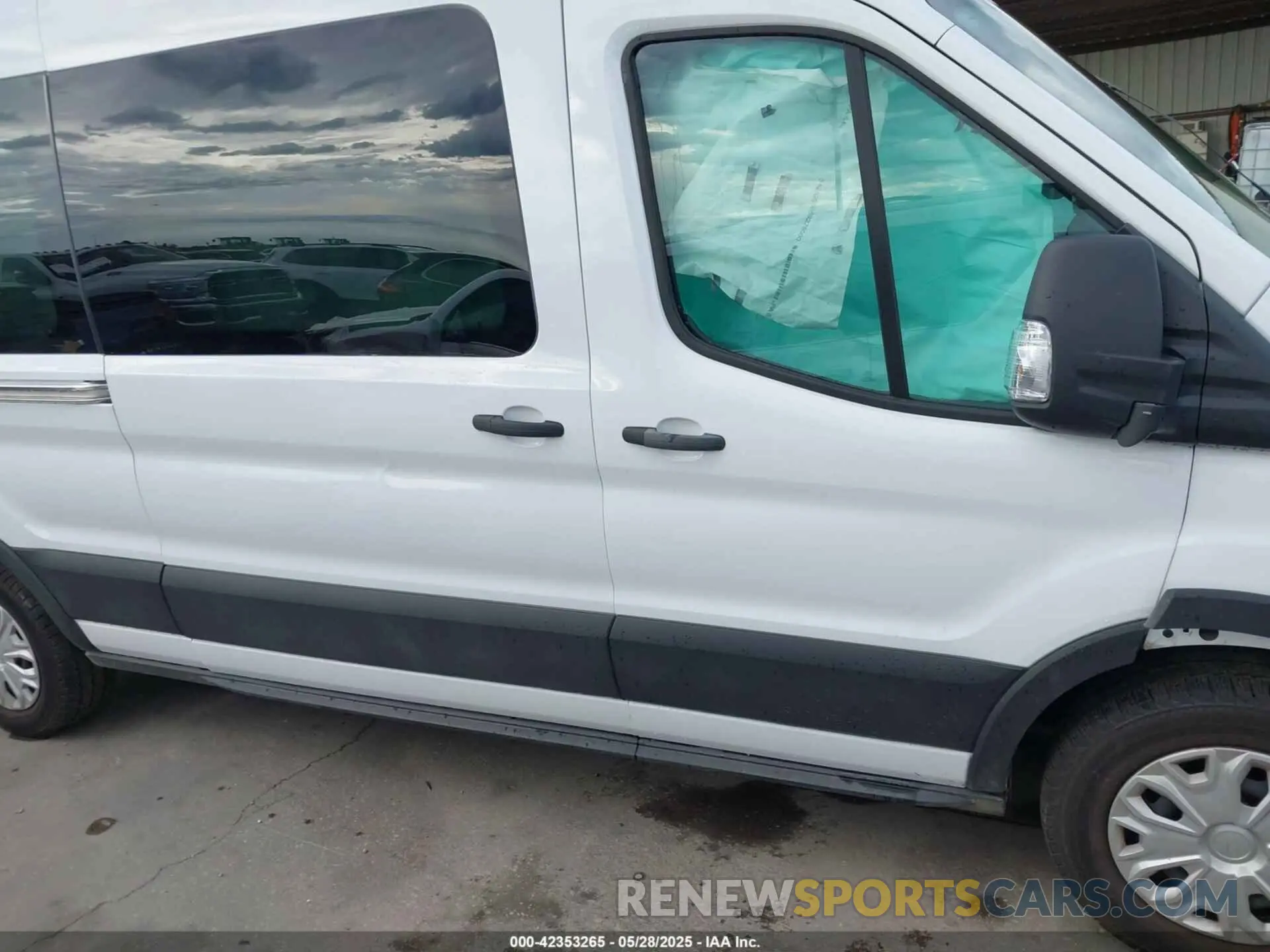 13 Photograph of a damaged car 1FBAX2C87RKA51837 FORD TRANSIT-350 PASSENGER VAN 2024