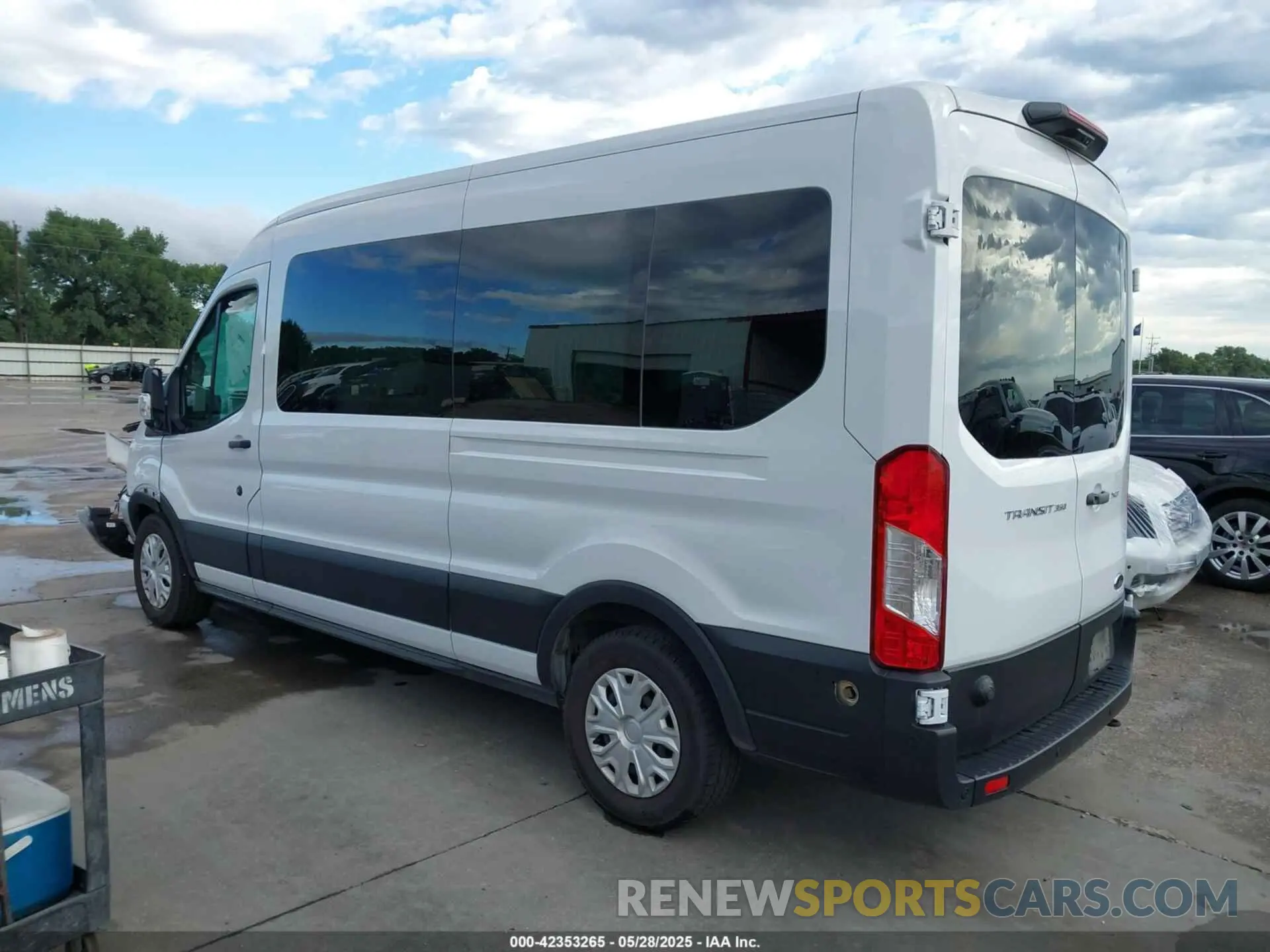 3 Photograph of a damaged car 1FBAX2C87RKA51837 FORD TRANSIT-350 PASSENGER VAN 2024