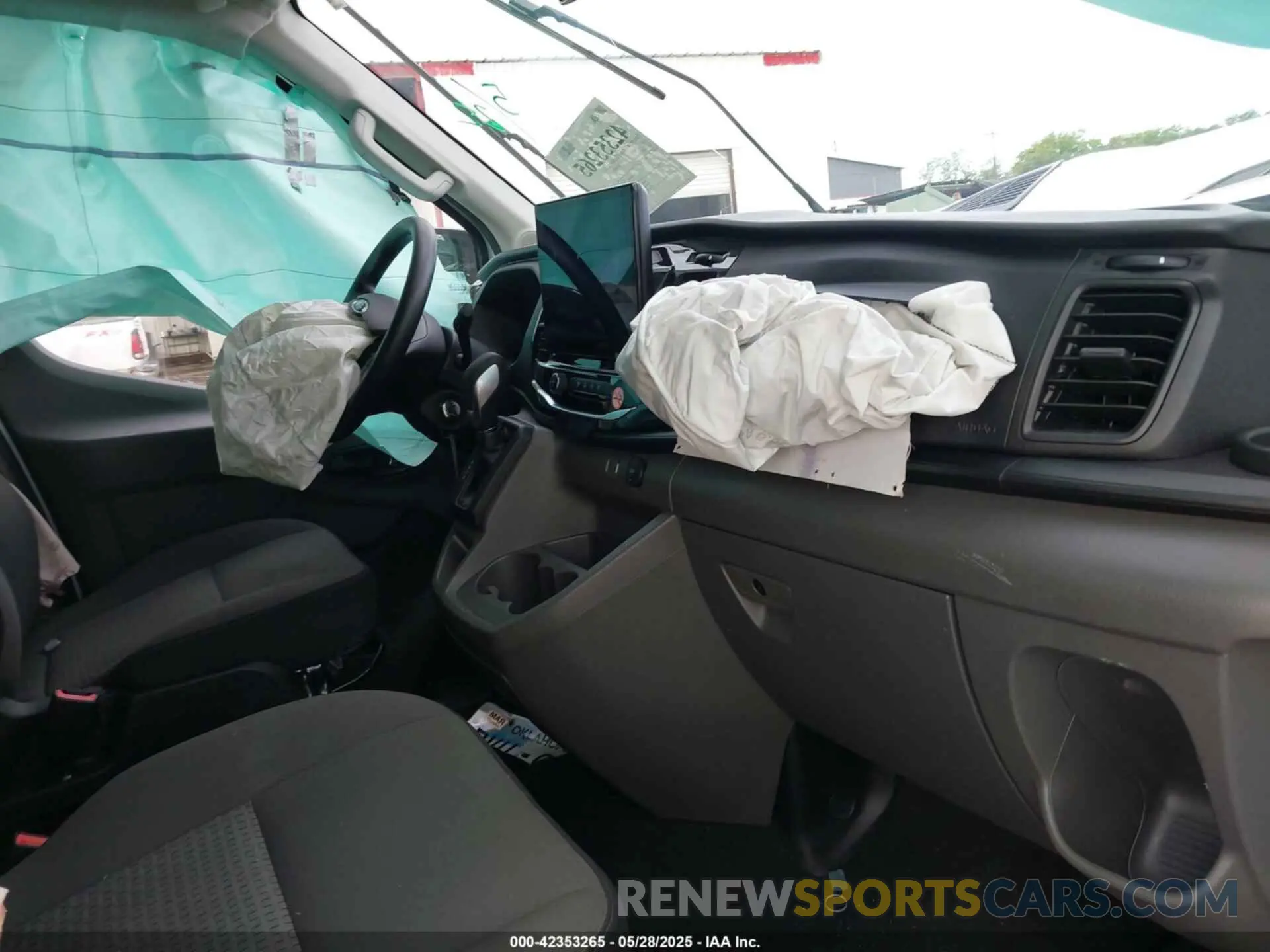 5 Photograph of a damaged car 1FBAX2C87RKA51837 FORD TRANSIT-350 PASSENGER VAN 2024