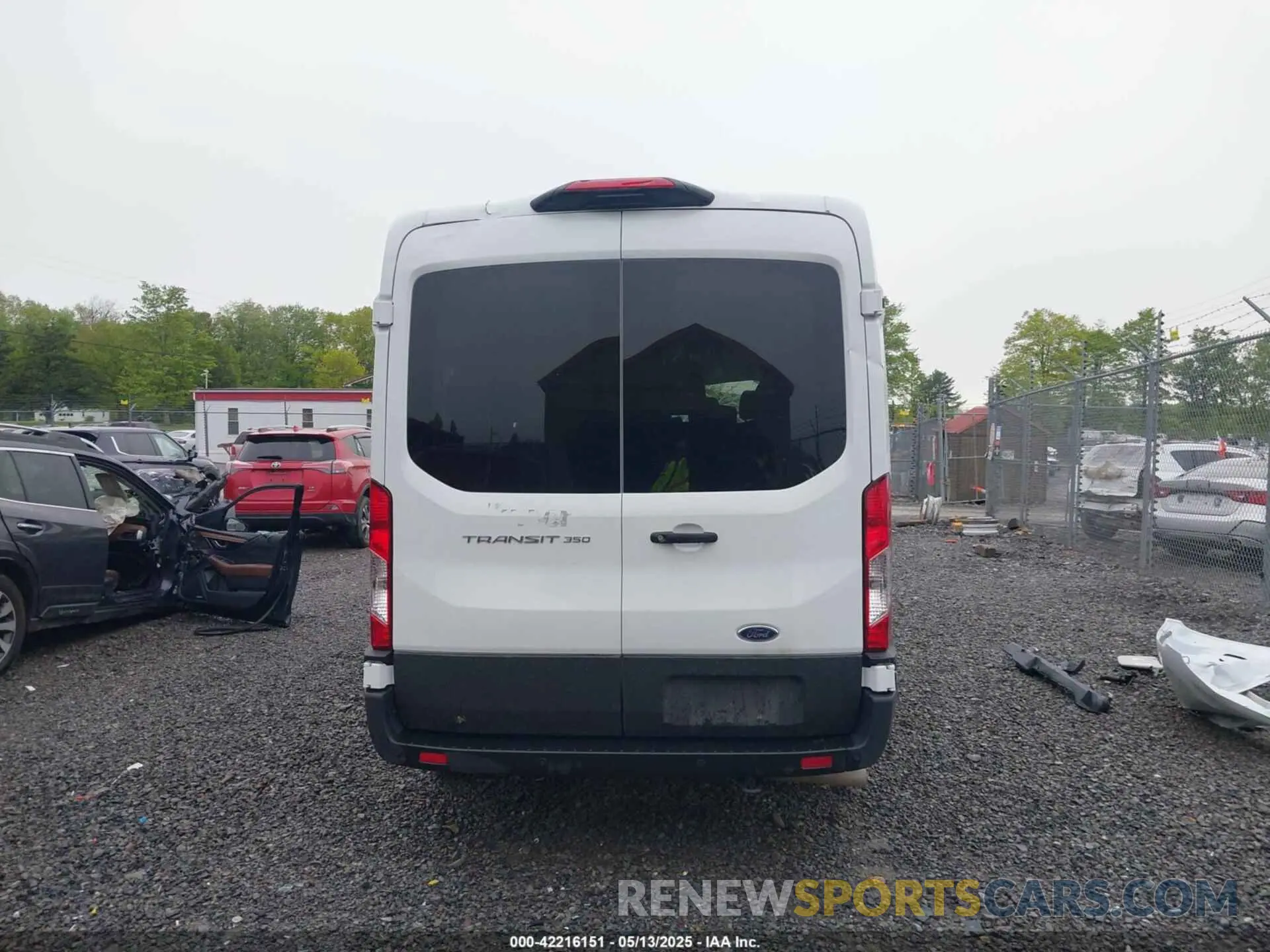17 Photograph of a damaged car 1FBAX2C89RKB89363 FORD TRANSIT-350 PASSENGER VAN 2024