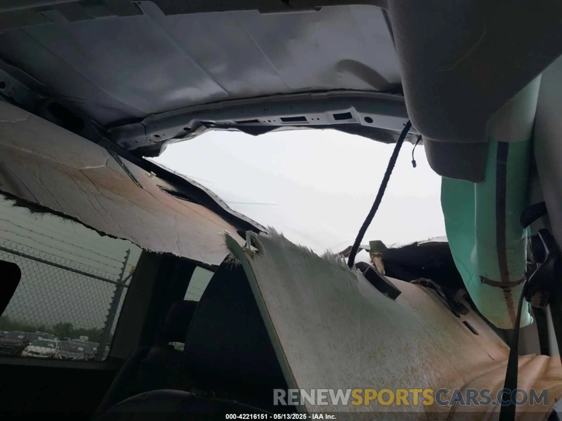 6 Photograph of a damaged car 1FBAX2C89RKB89363 FORD TRANSIT-350 PASSENGER VAN 2024