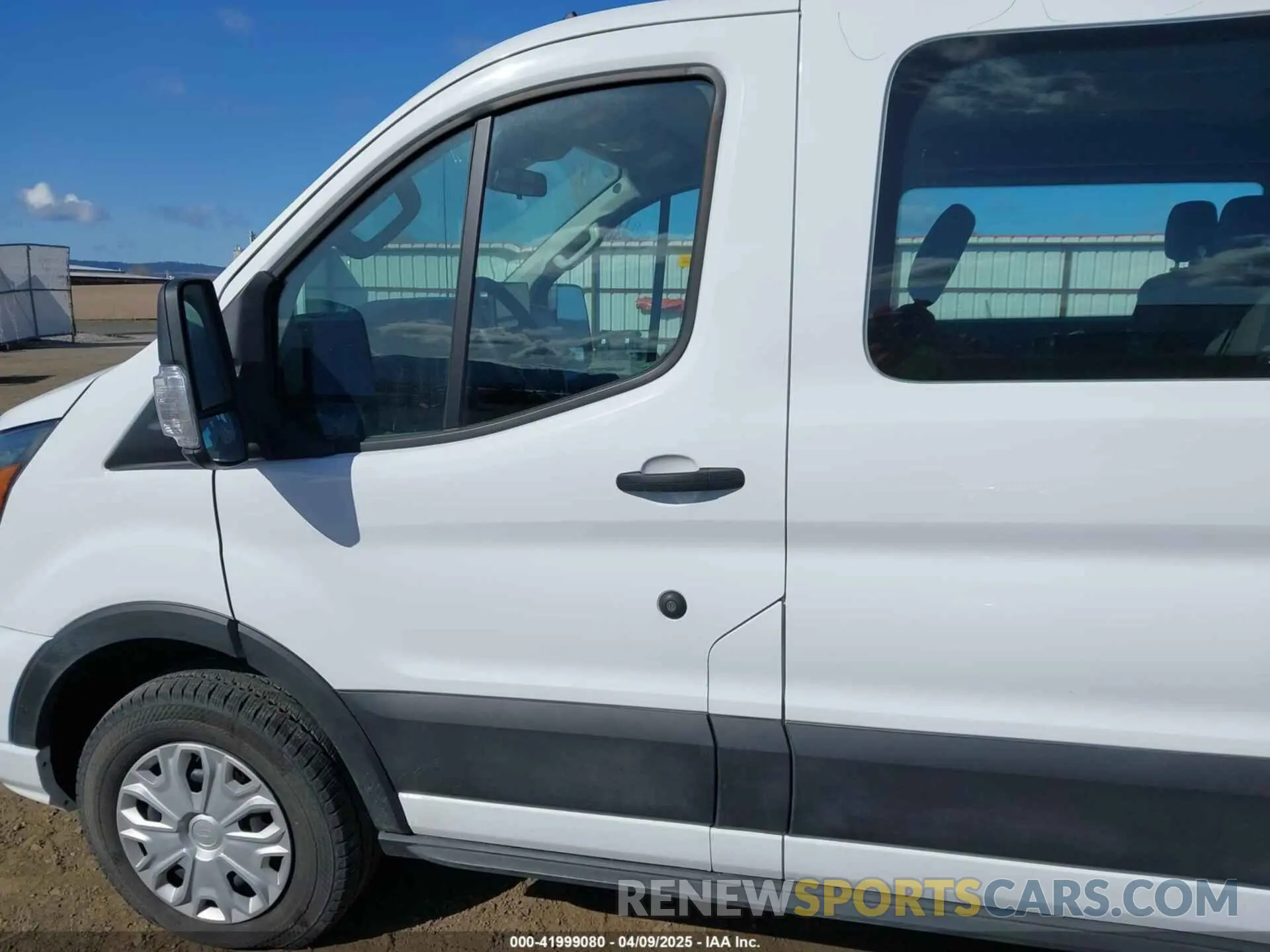 14 Photograph of a damaged car 1FBAX2Y81RKA73471 FORD TRANSIT-350 PASSENGER VAN 2024