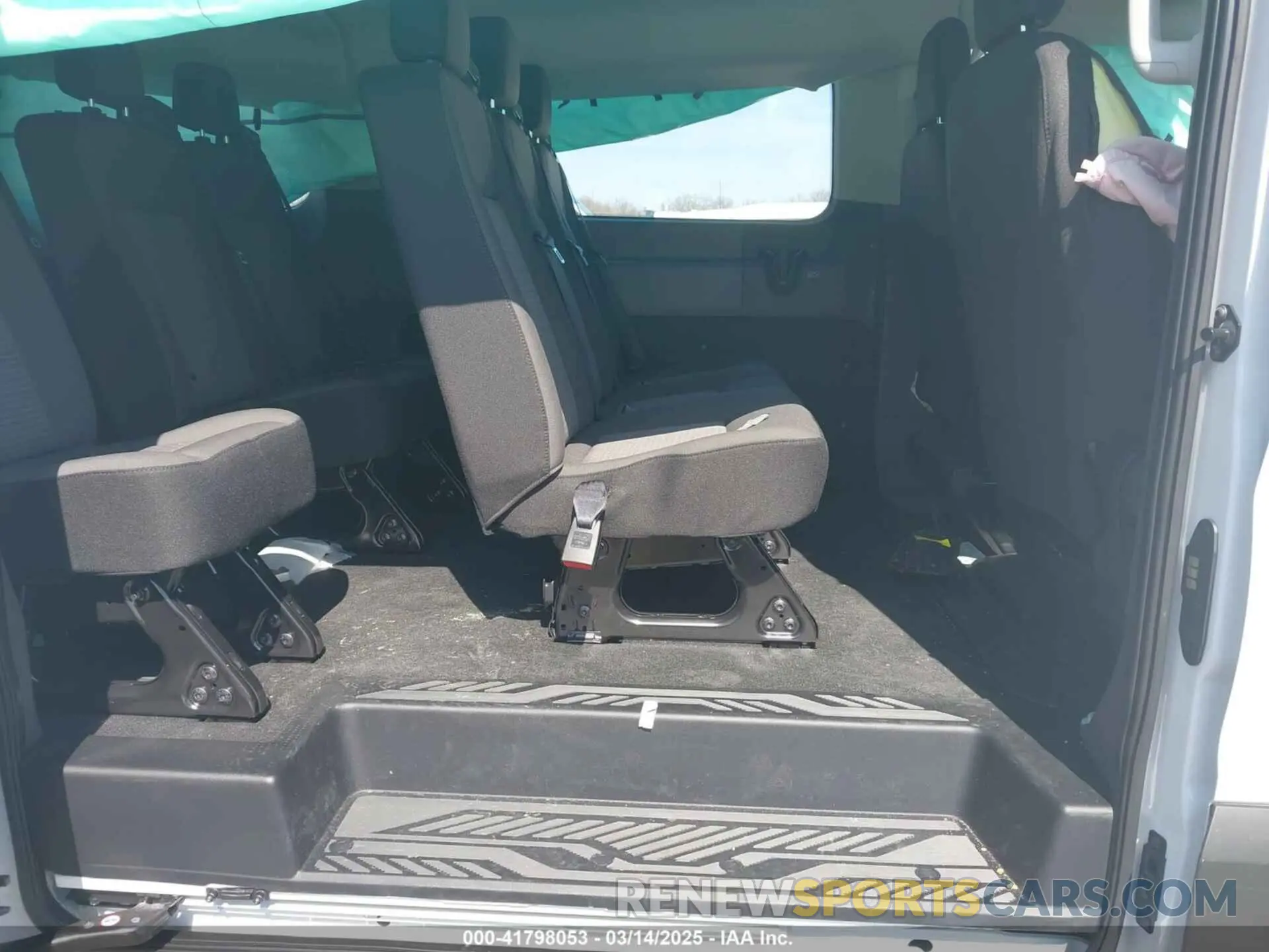 4 Photograph of a damaged car 1FBAX2Y84RKB25496 FORD TRANSIT-350 PASSENGER VAN 2024