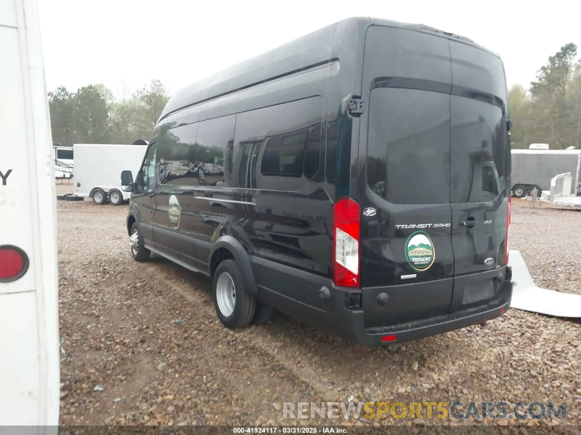 3 Photograph of a damaged car 1FBVU4XG0RKA93354 FORD TRANSIT-350 PASSENGER VAN 2024